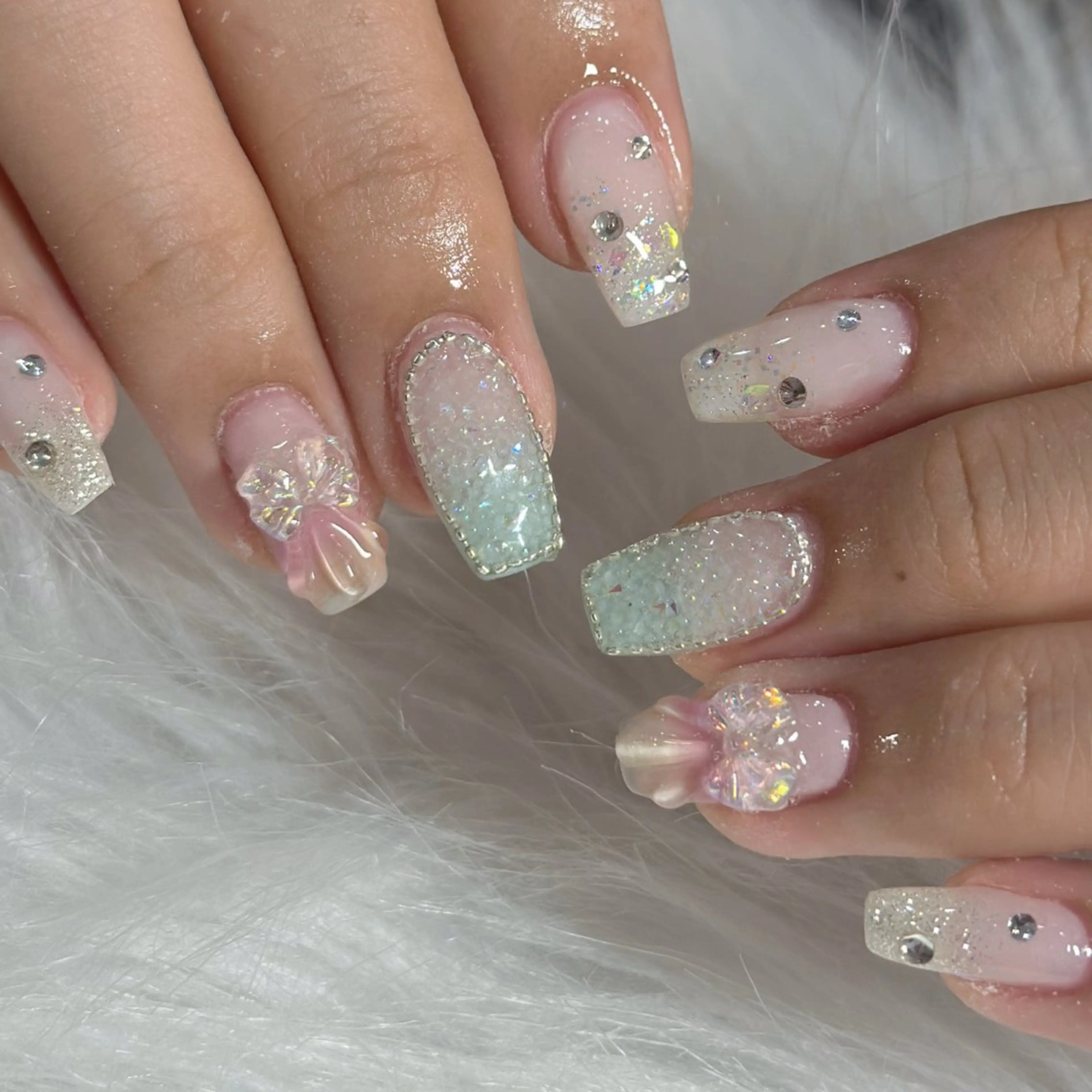 ネイル オフのみ(ネイル) LAVISH nanamiのネイルデザイン