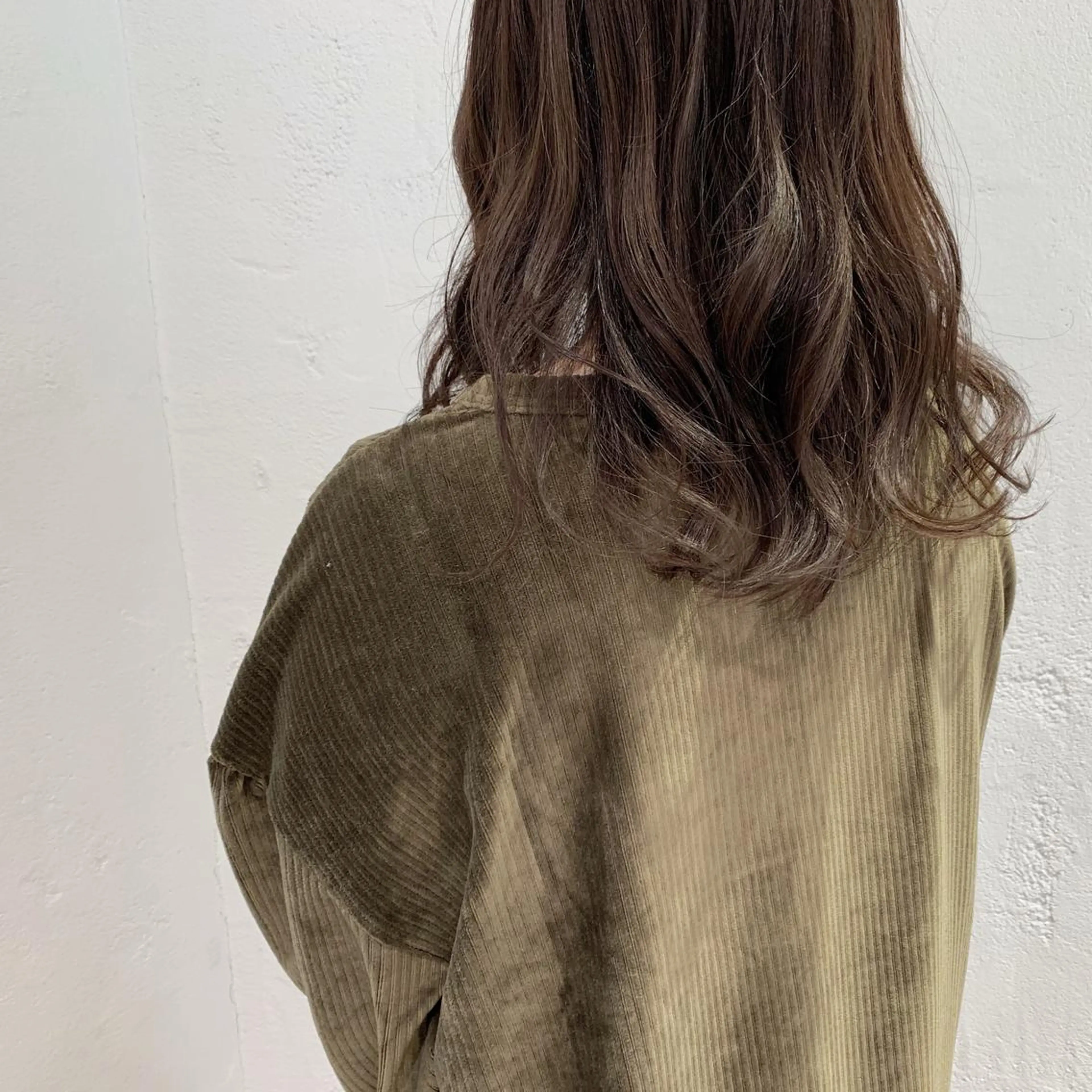 セミロング ヘアアレンジ 🫧透明感カラー/ ボブ/小笠原汐海🪽のヘアスタイル