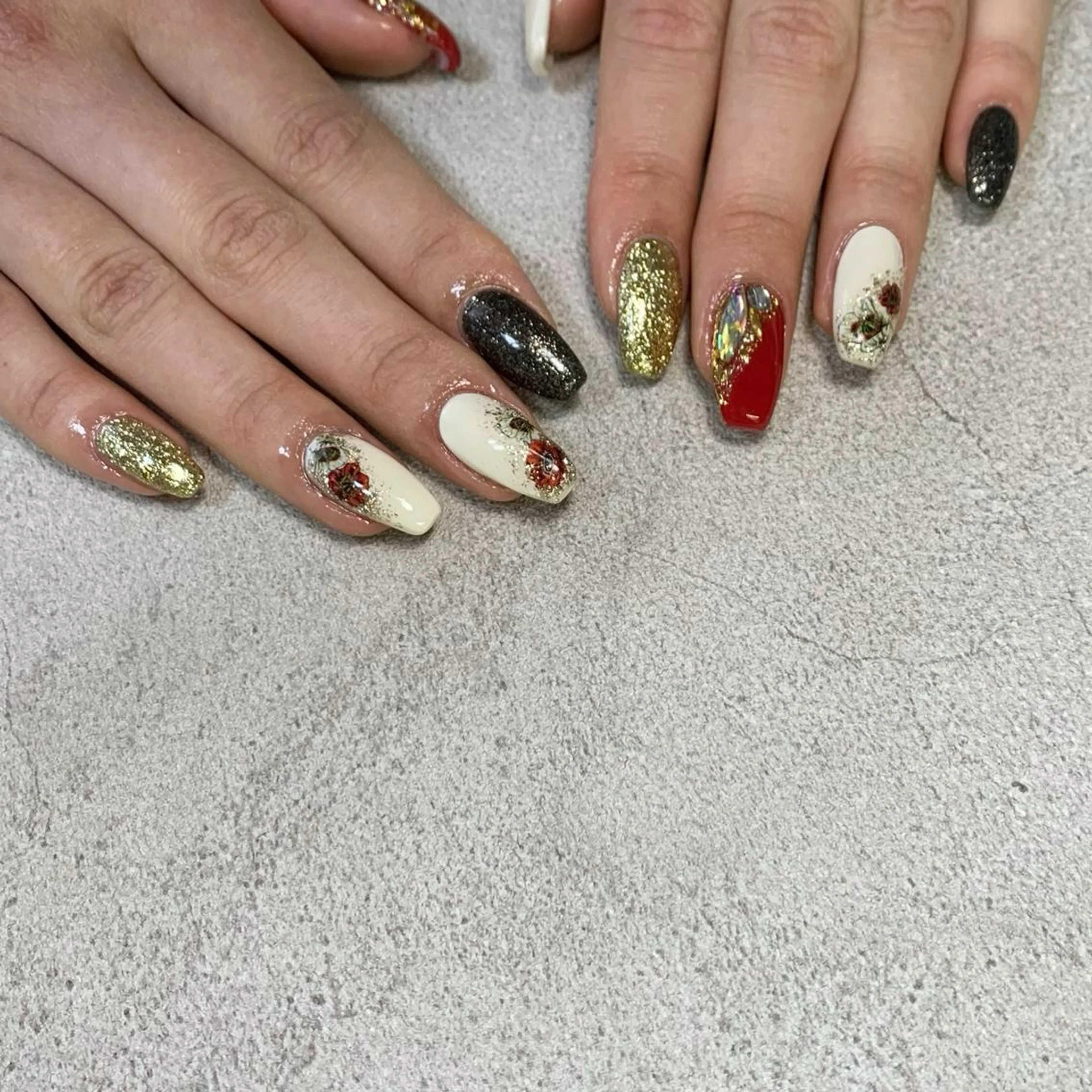 ネイル ハンドネイル S. JEWELのネイルデザイン