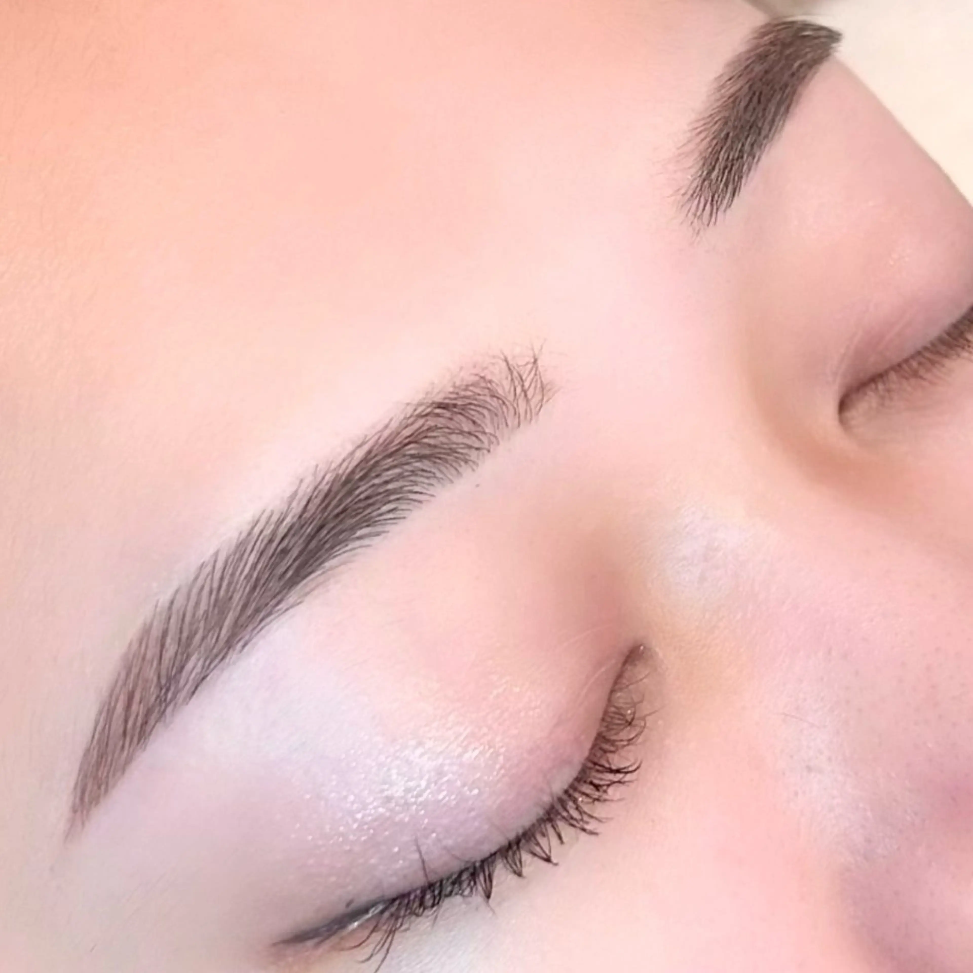 アイブロウ CHICO チコのマツエク・マツパデザイン