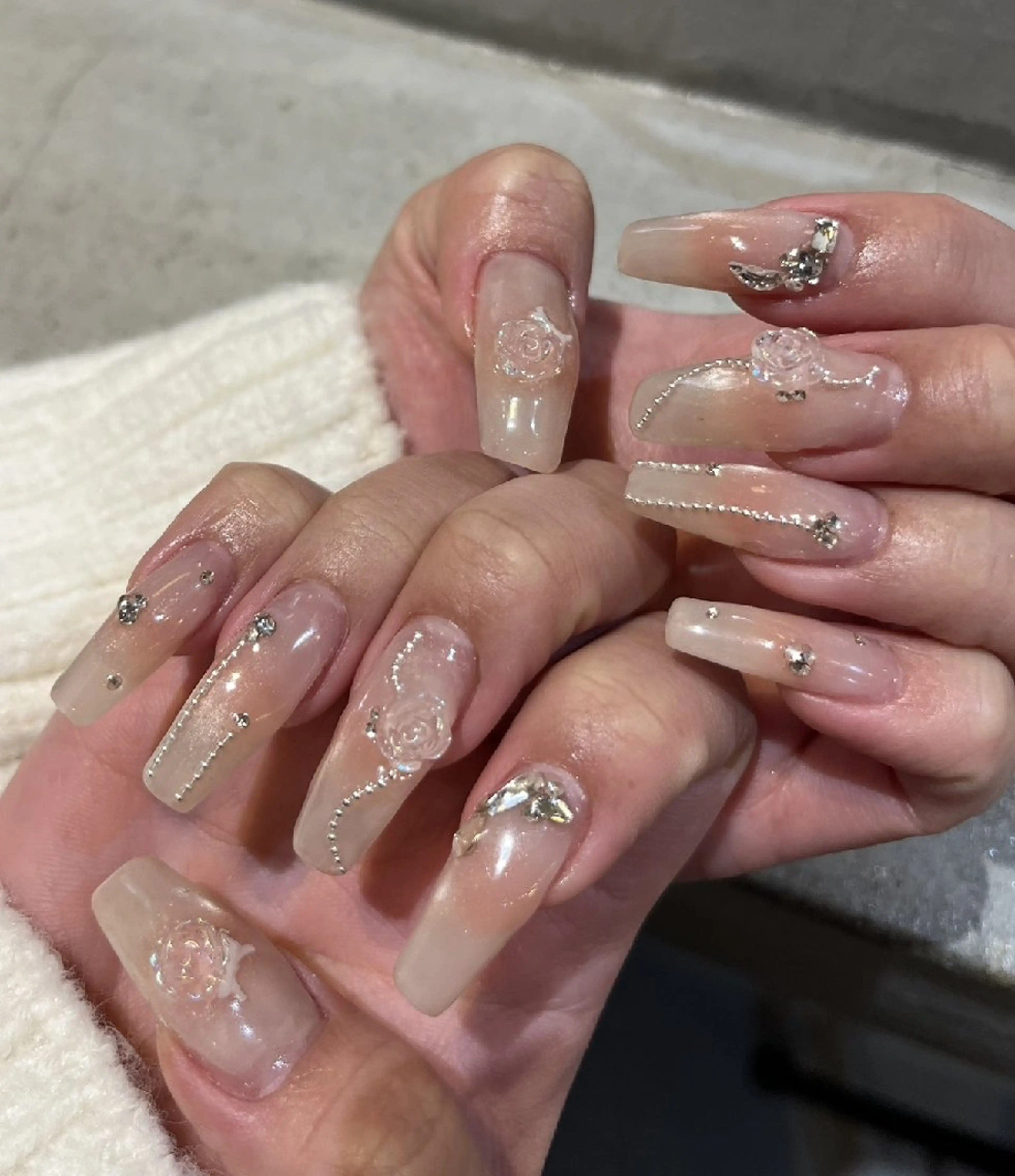 ネイル 韓国ネイル オフィスネイル シンプルネイル 春ネイル ワンホンネイル ハンドネイル LABEL TAKARAのネイルデザイン