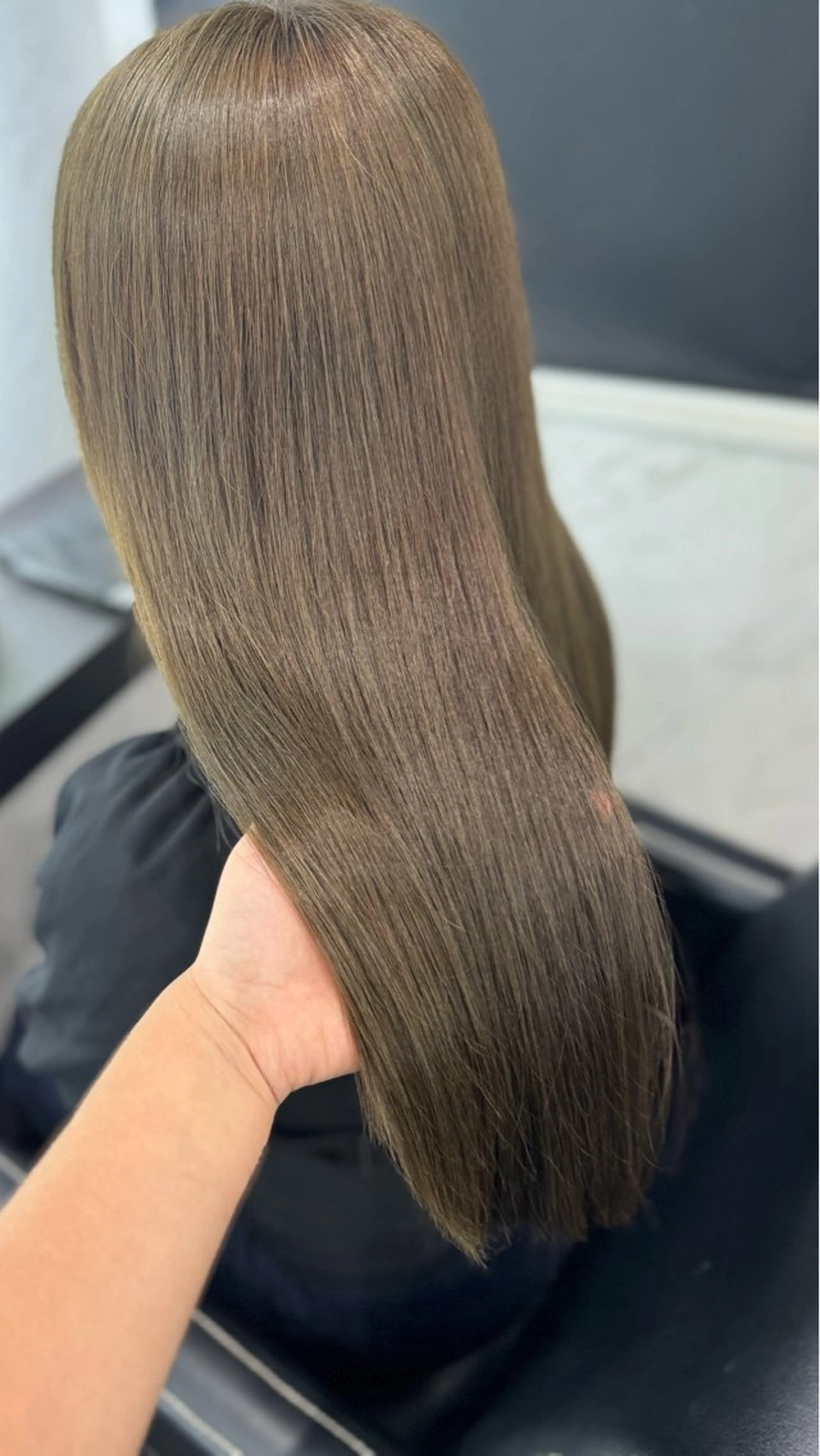 ロング stylist Momoのヘアスタイル