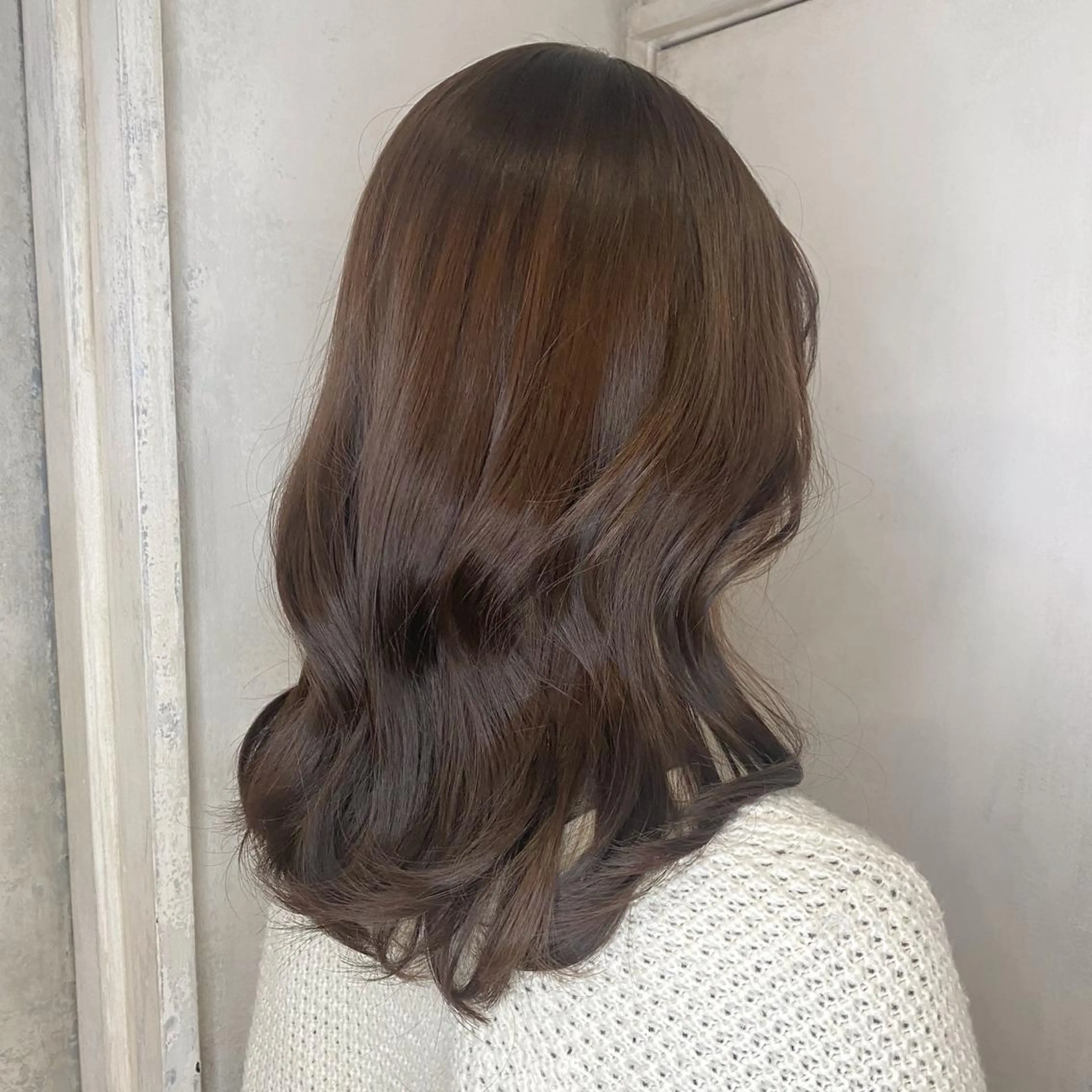 ロング カラー パーマ ヘアアレンジ ベージュカラー ブリーチ 透明感カラー ブリーチなしカラー 新宿⌇韓国風ヘア ⌇透明感カラーのヘアスタイル