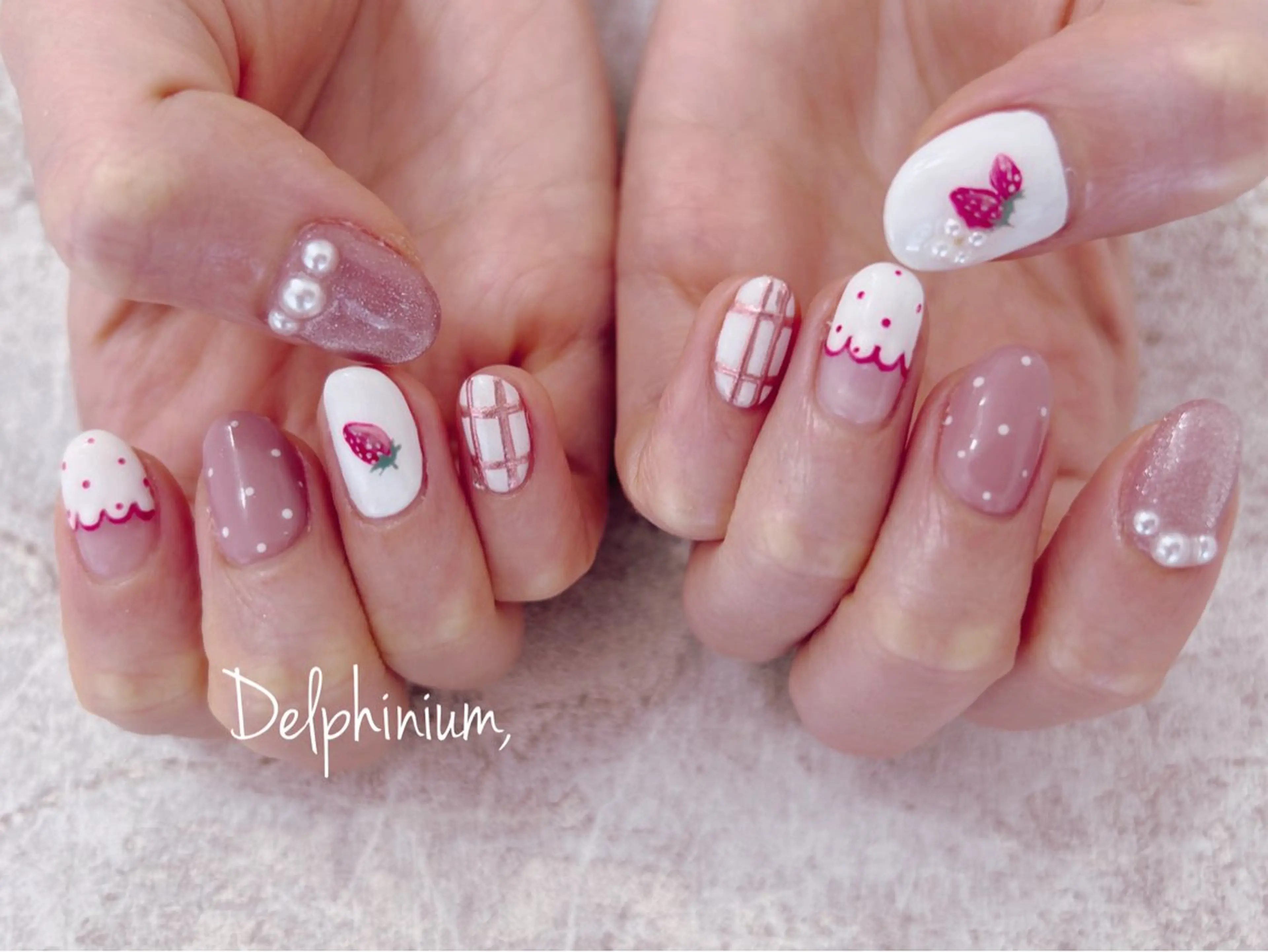 ネイル アートネイル ハンドネイル 岡本 友恵のネイルデザイン