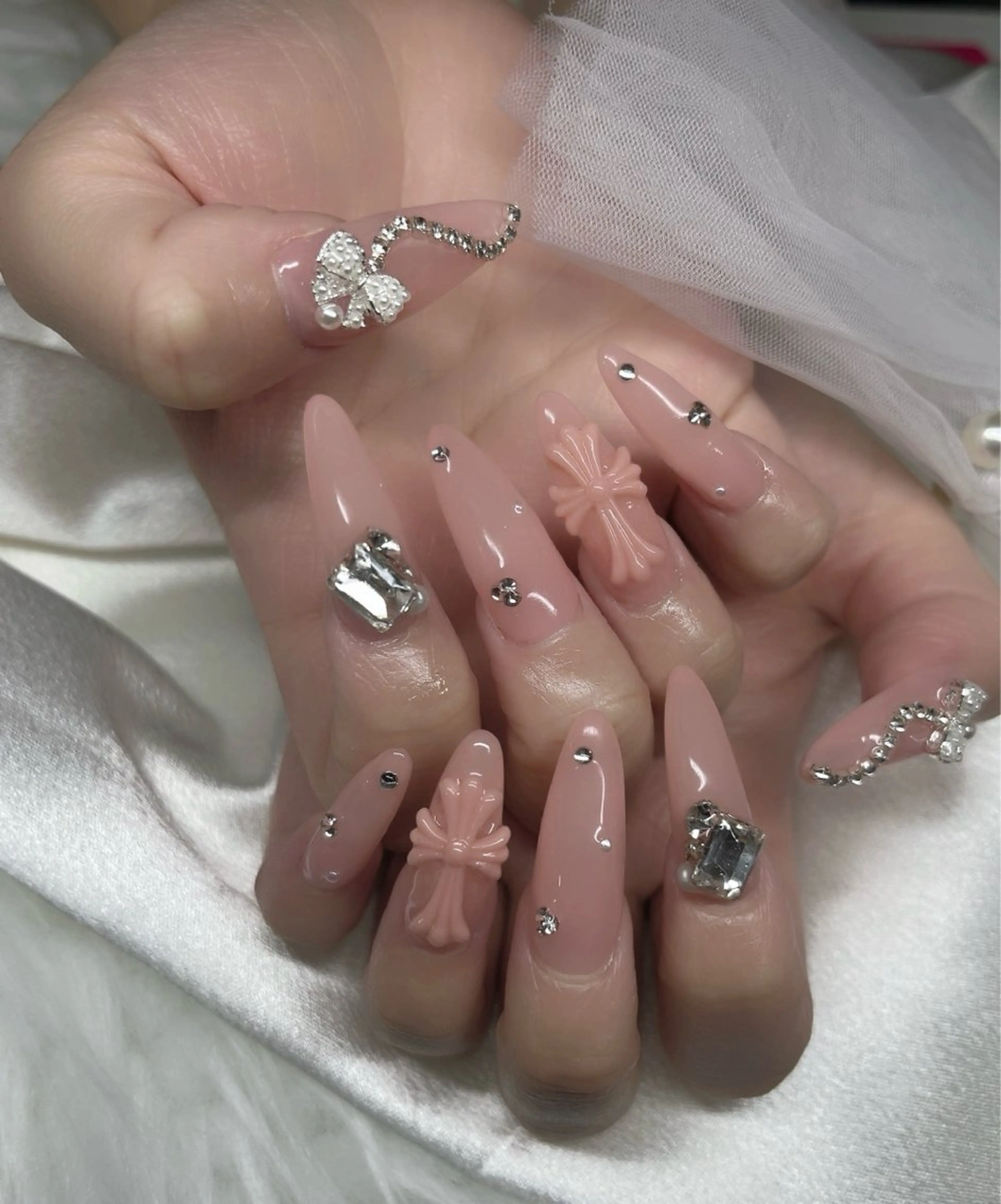 ネイル ハンドネイル YOLO NAILのネイルデザイン