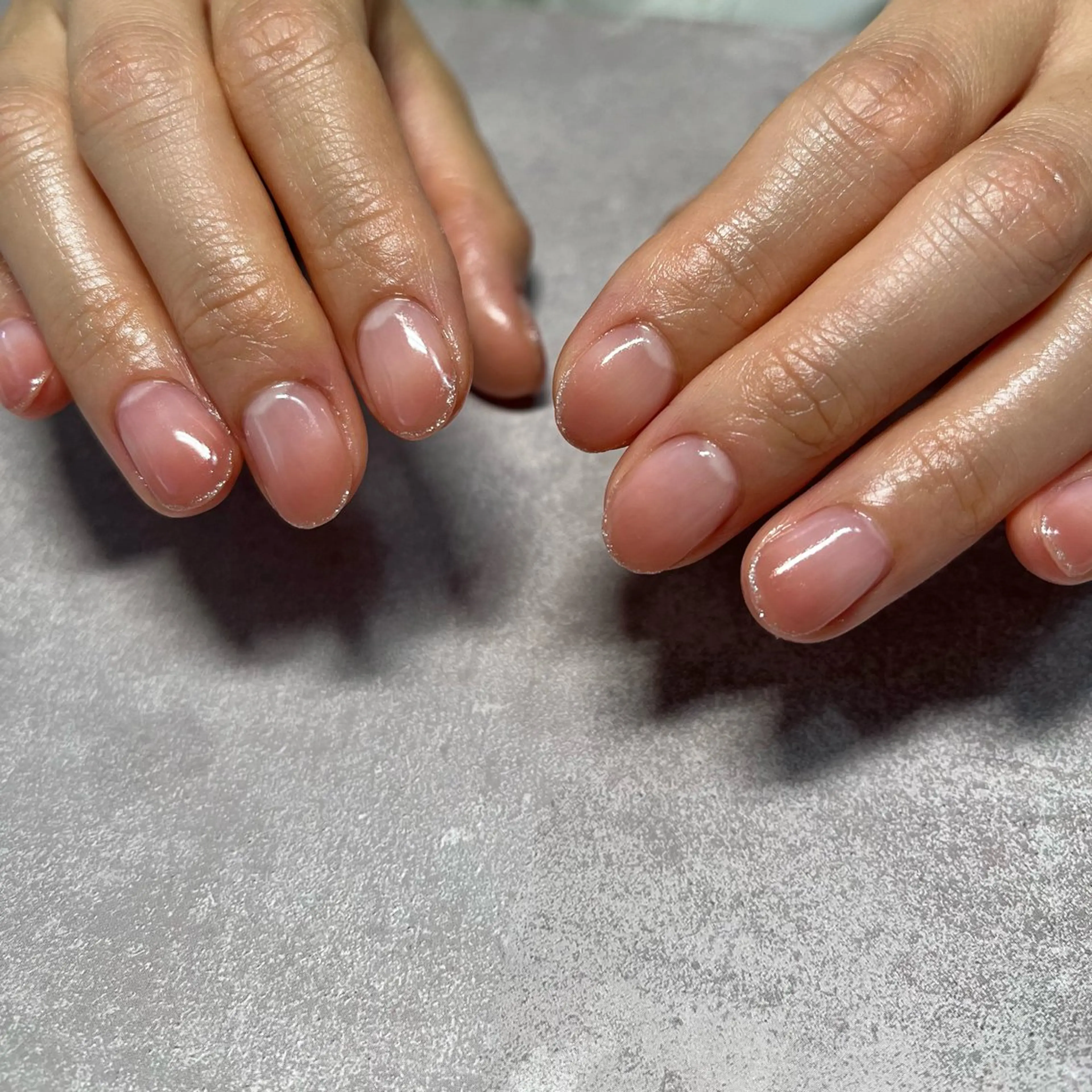 ネイル グラデーション ラメ(グリッター) ピンク ハンドネイル kupu所属・ネイルサロン kupuのネイルデザイン