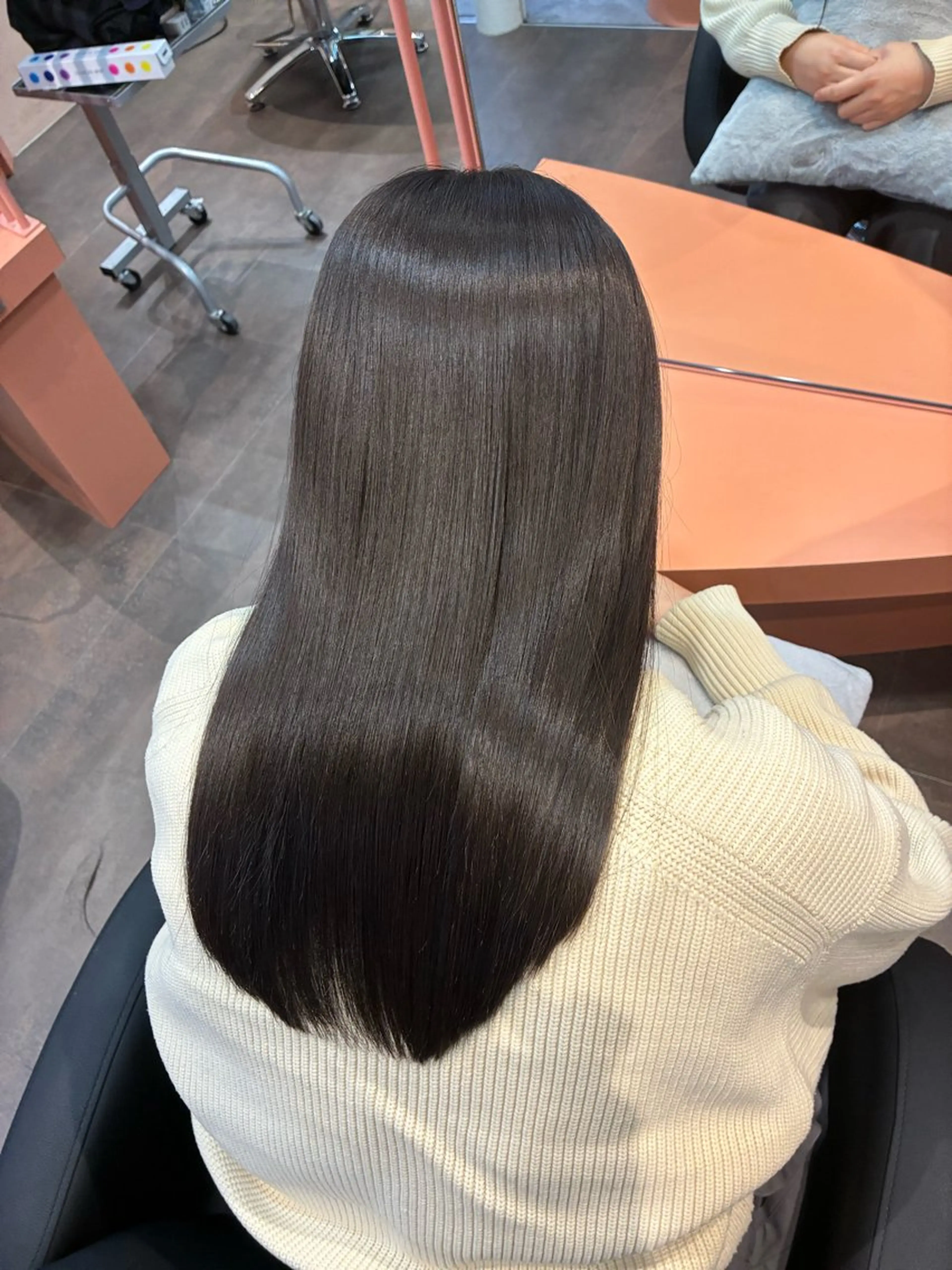 ロング カット ヘアカラー トリートメント 「似合わせ/髪質改善 《ワタル》」のヘアスタイル