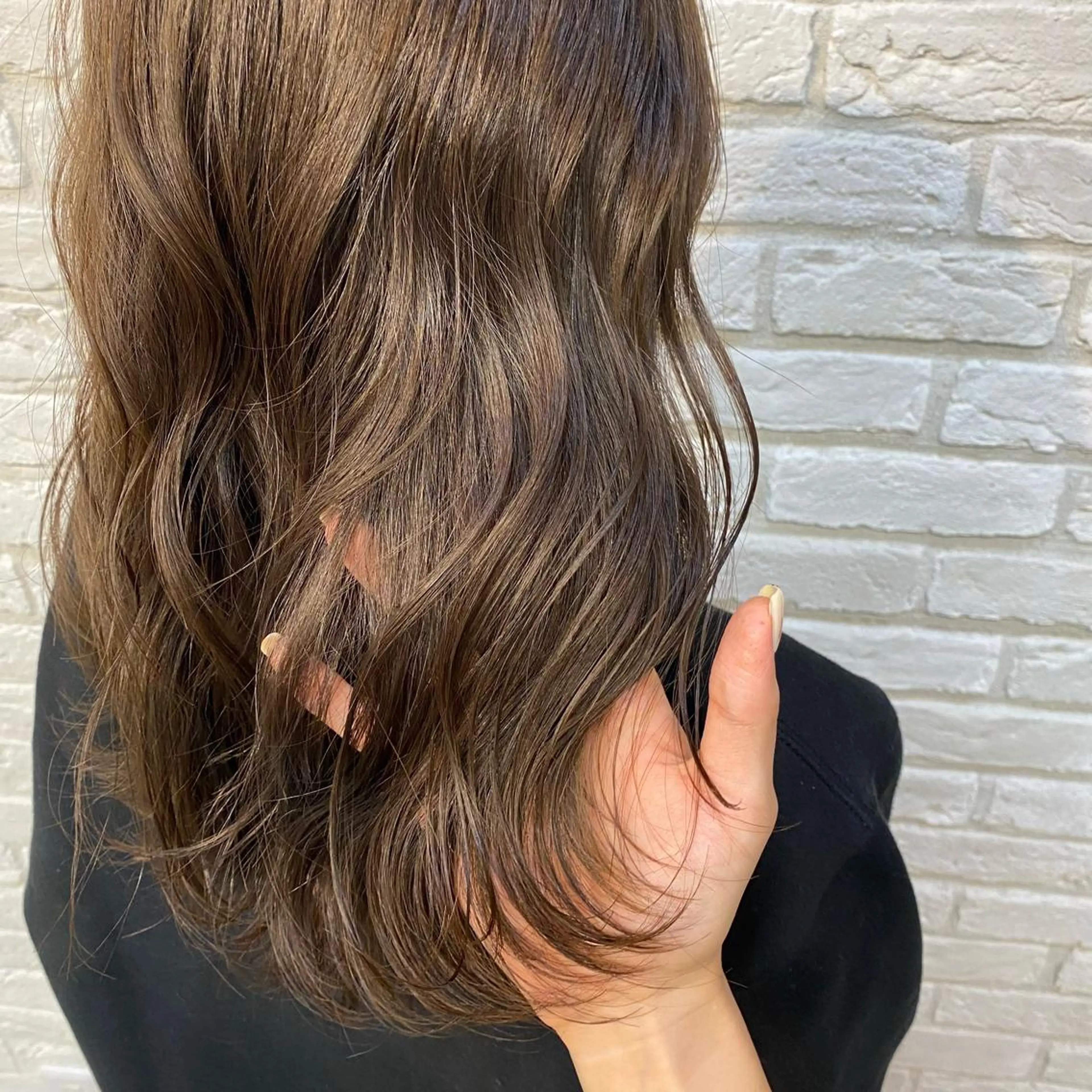 ミディアム 髪質改善 トリートメント ヘアカラー ココロ☀️ CLUTCH天王寺店のヘアスタイル