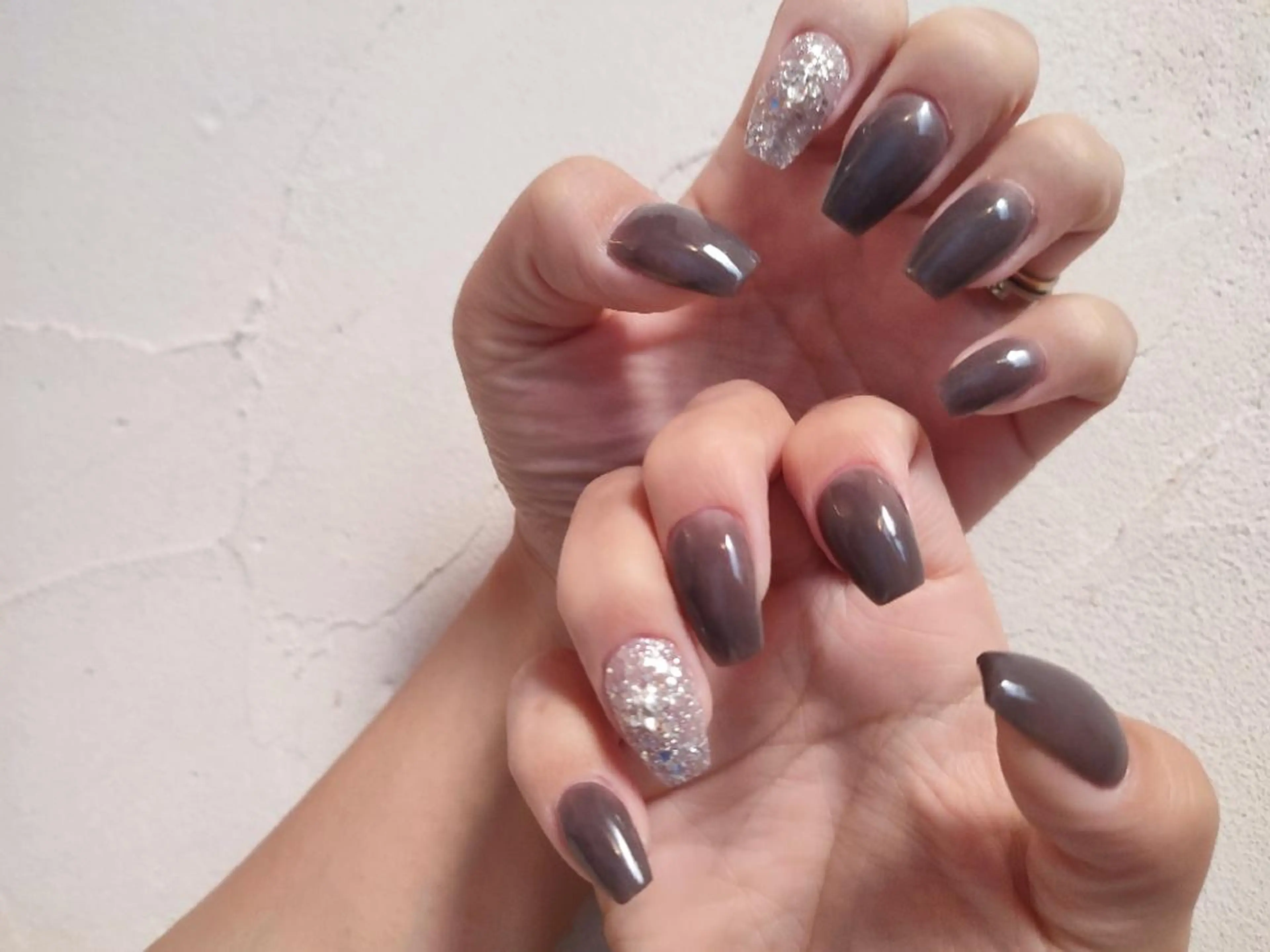 ネイル ハンドネイル RUNWAY 　　の眉毛・アイブロウイメージ