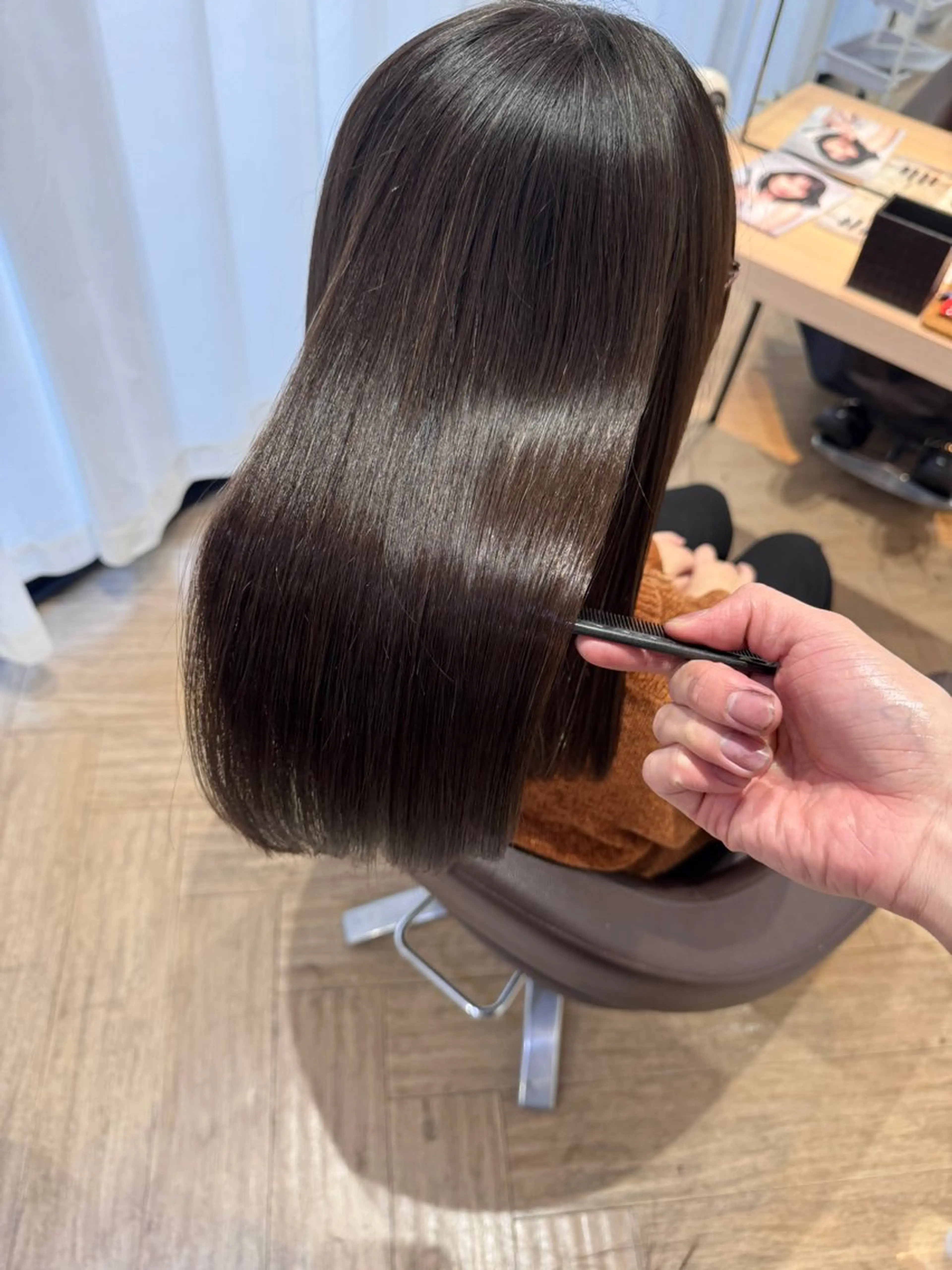 セミロング 髪質改善 白髪ぼかし/髪質改善 梅原響輝のヘアスタイル