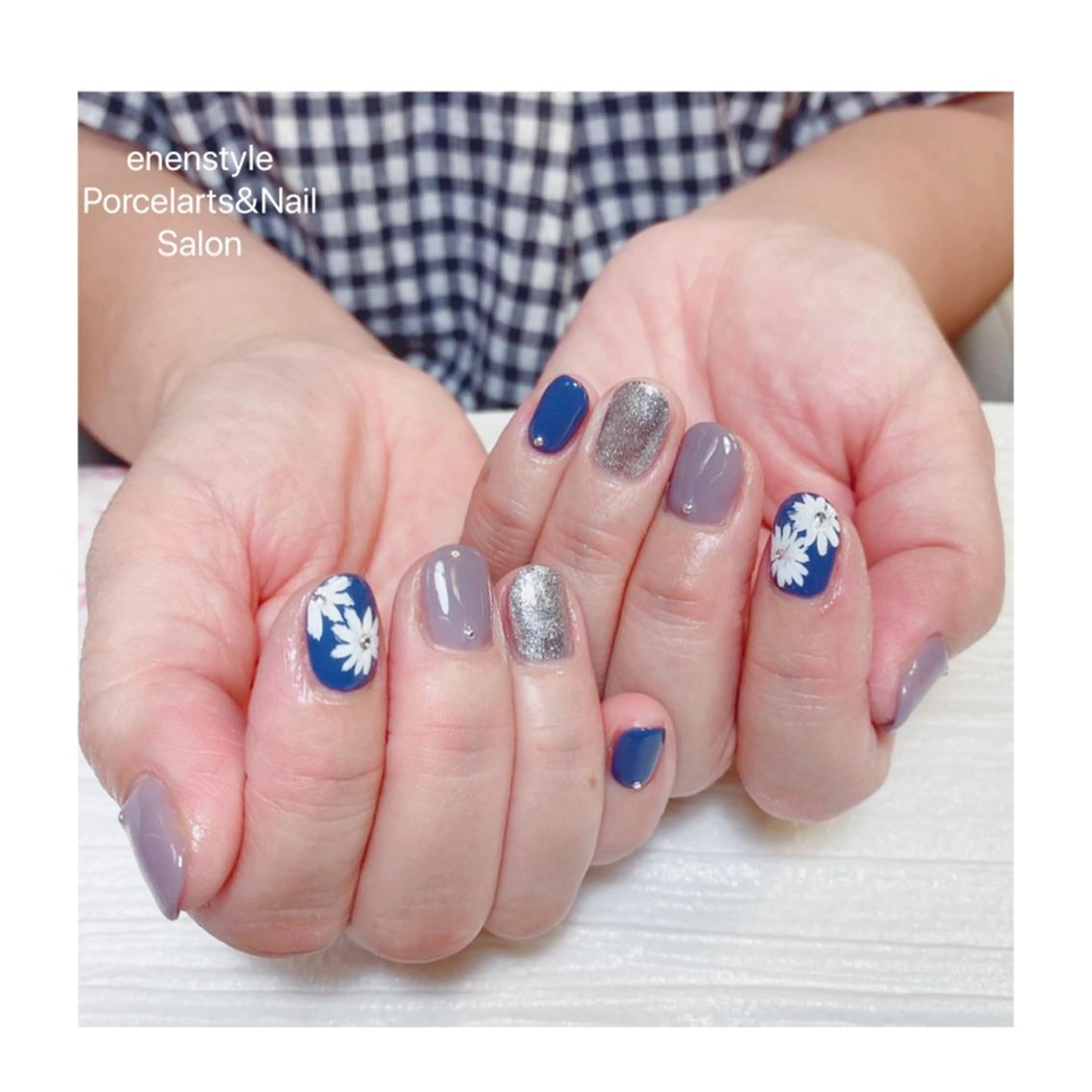 ショート ネイル ハンドネイル 👑enen style👑のネイルデザイン