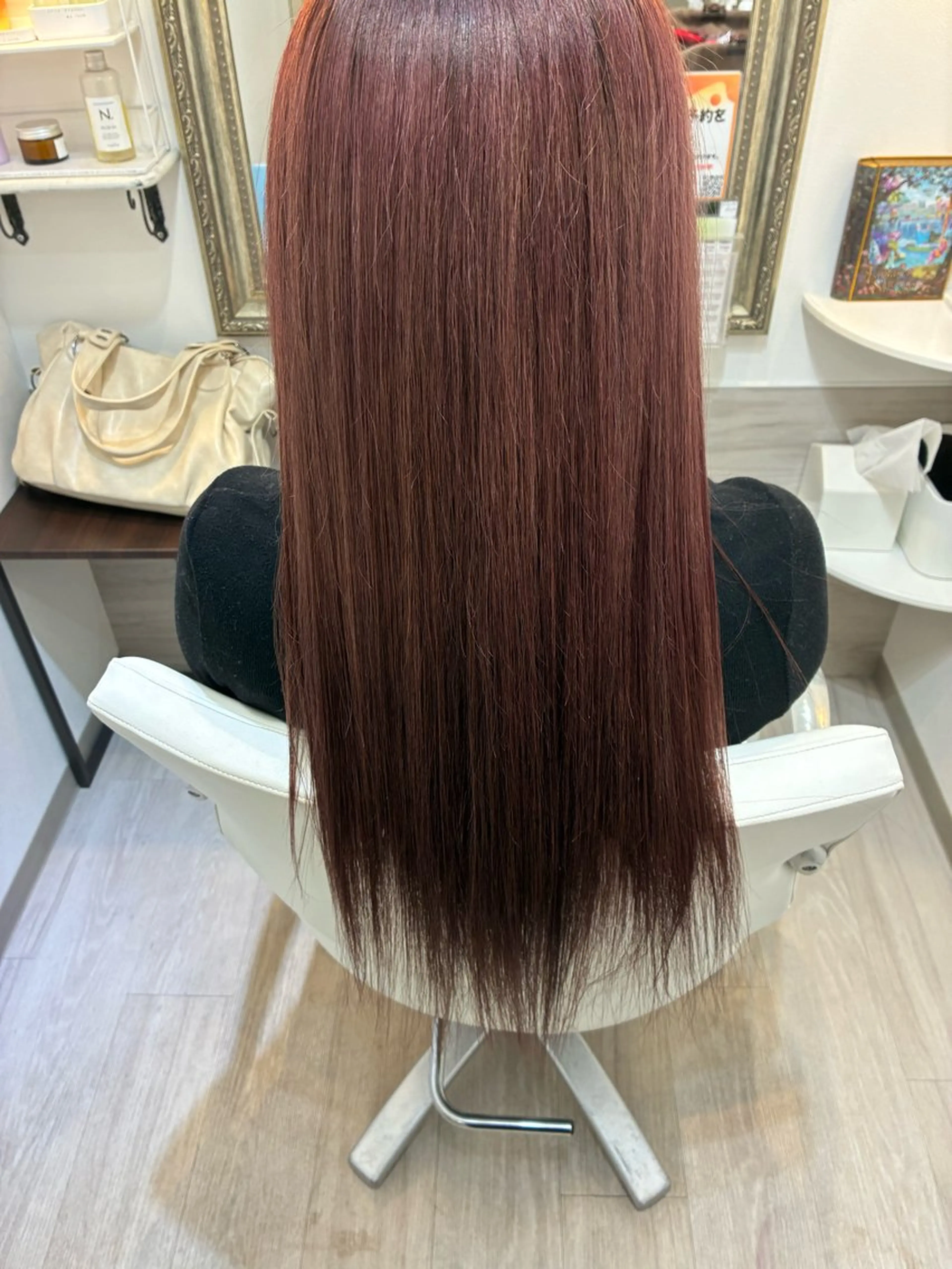 ロング カラー ✨透明感カラー✨ ☘️くすみカラー☘️のヘアスタイル