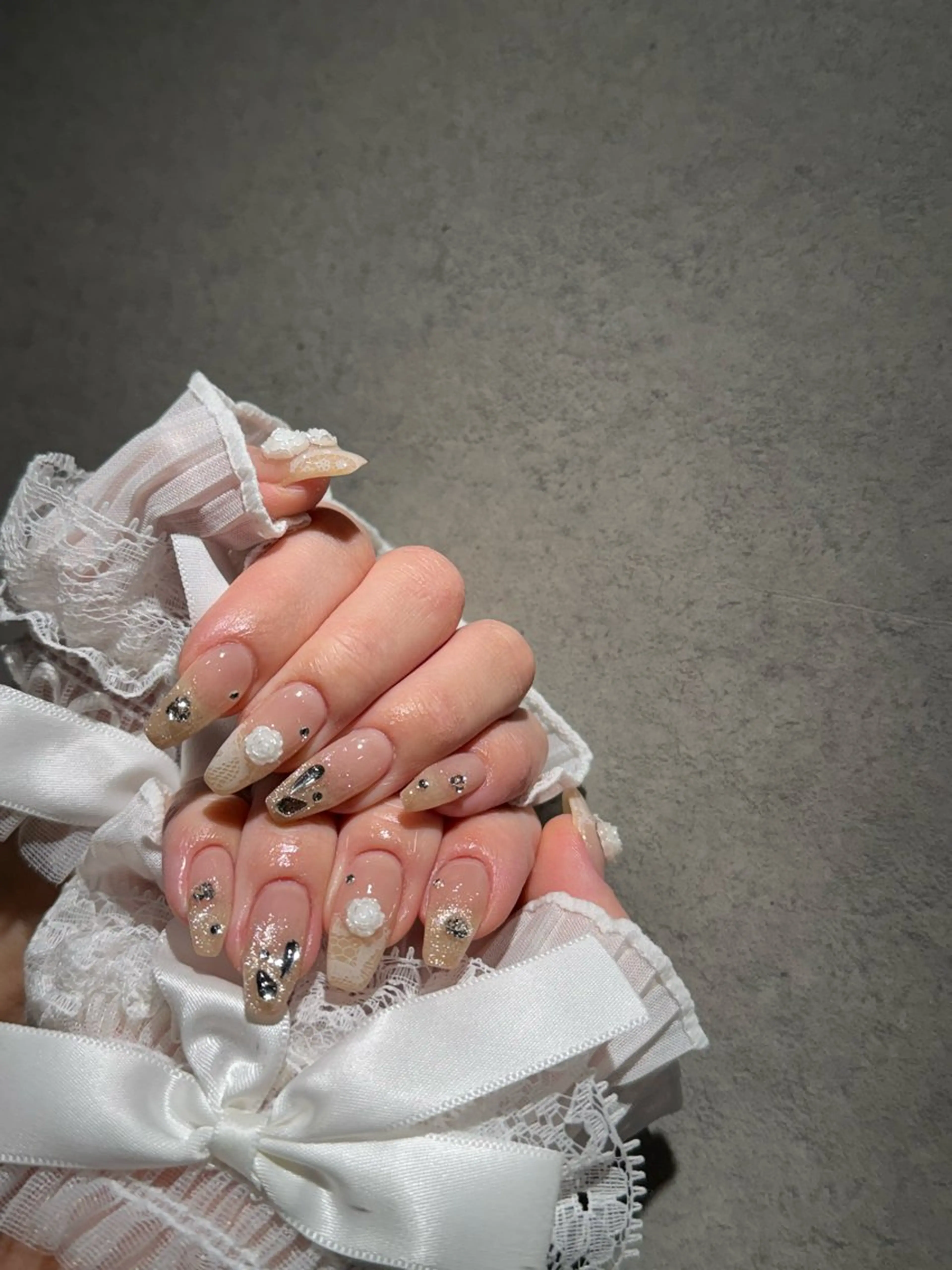 ネイル I-nailロング /ワンホン/キラキラのネイルデザイン