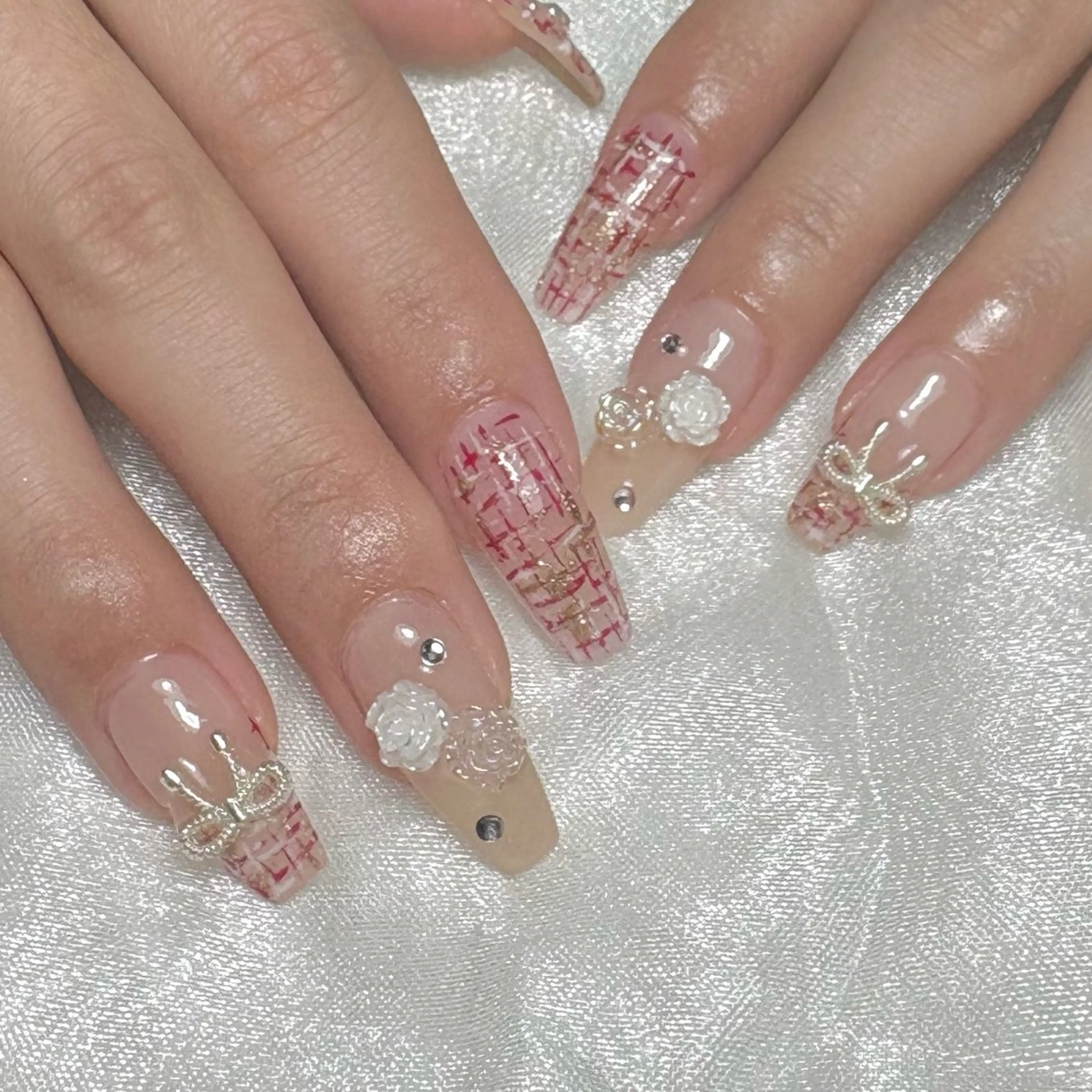 ネイル ハンドネイル nail salon Anela🪽🫧のネイルデザイン