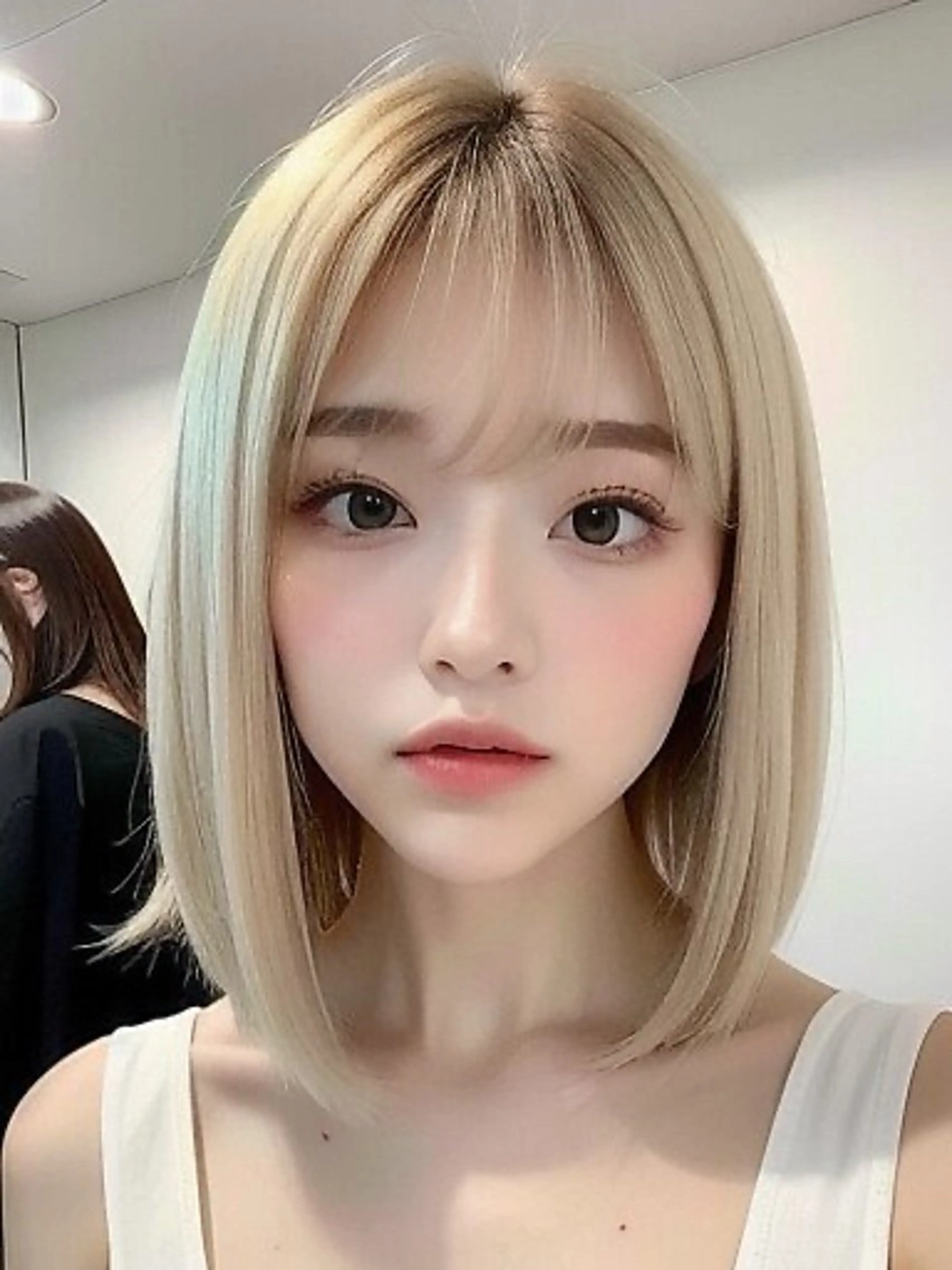 ショート ブリーチカラー🐭♡ moeのヘアスタイル