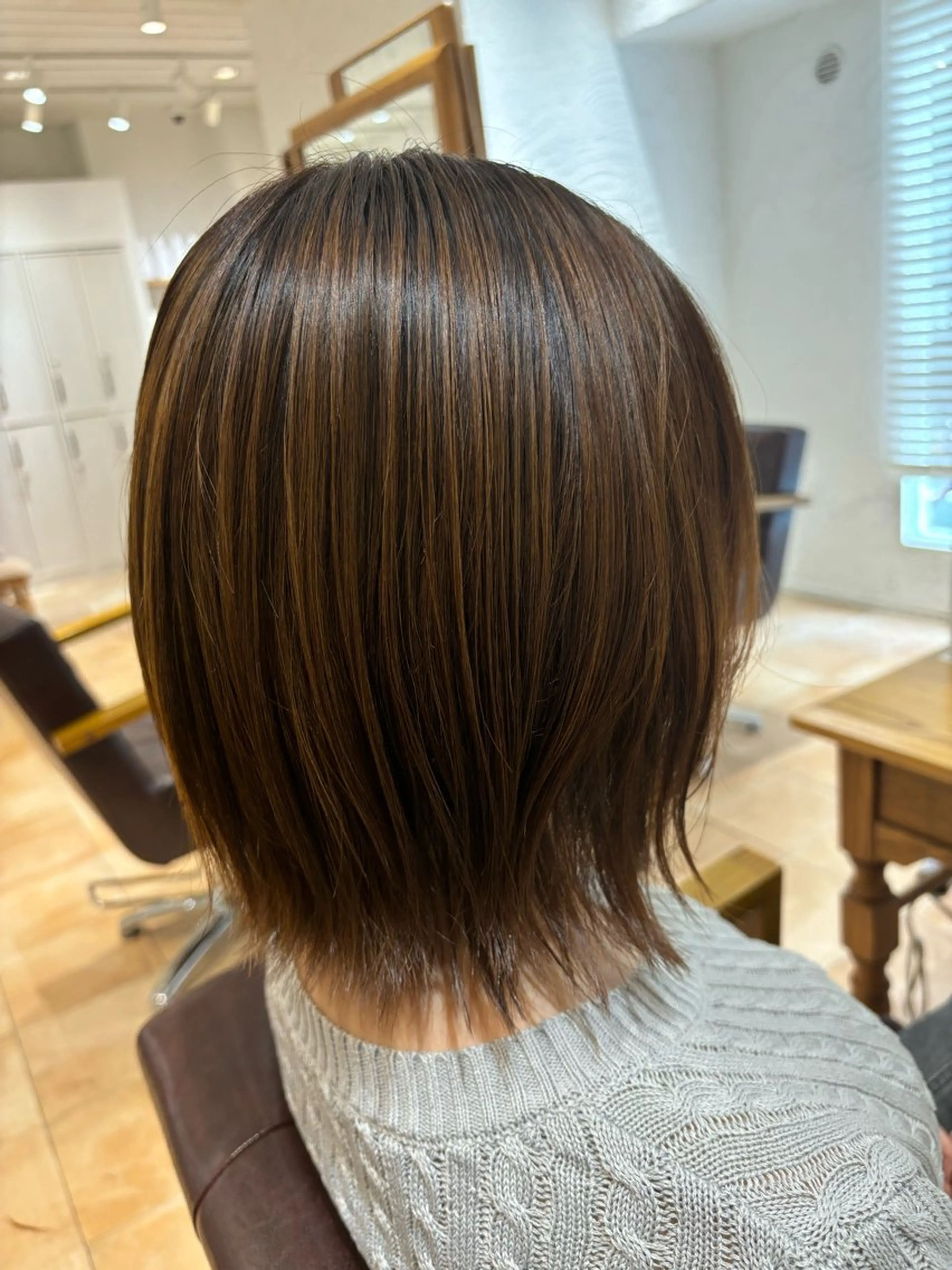 ミディアム カラー ボブレイヤー ボブ レイヤーカット 外ハネヘア カット ヘアカラー トリートメント 🌈透明感カラー🌈 🌟吉田祐介🌟のヘアスタイル