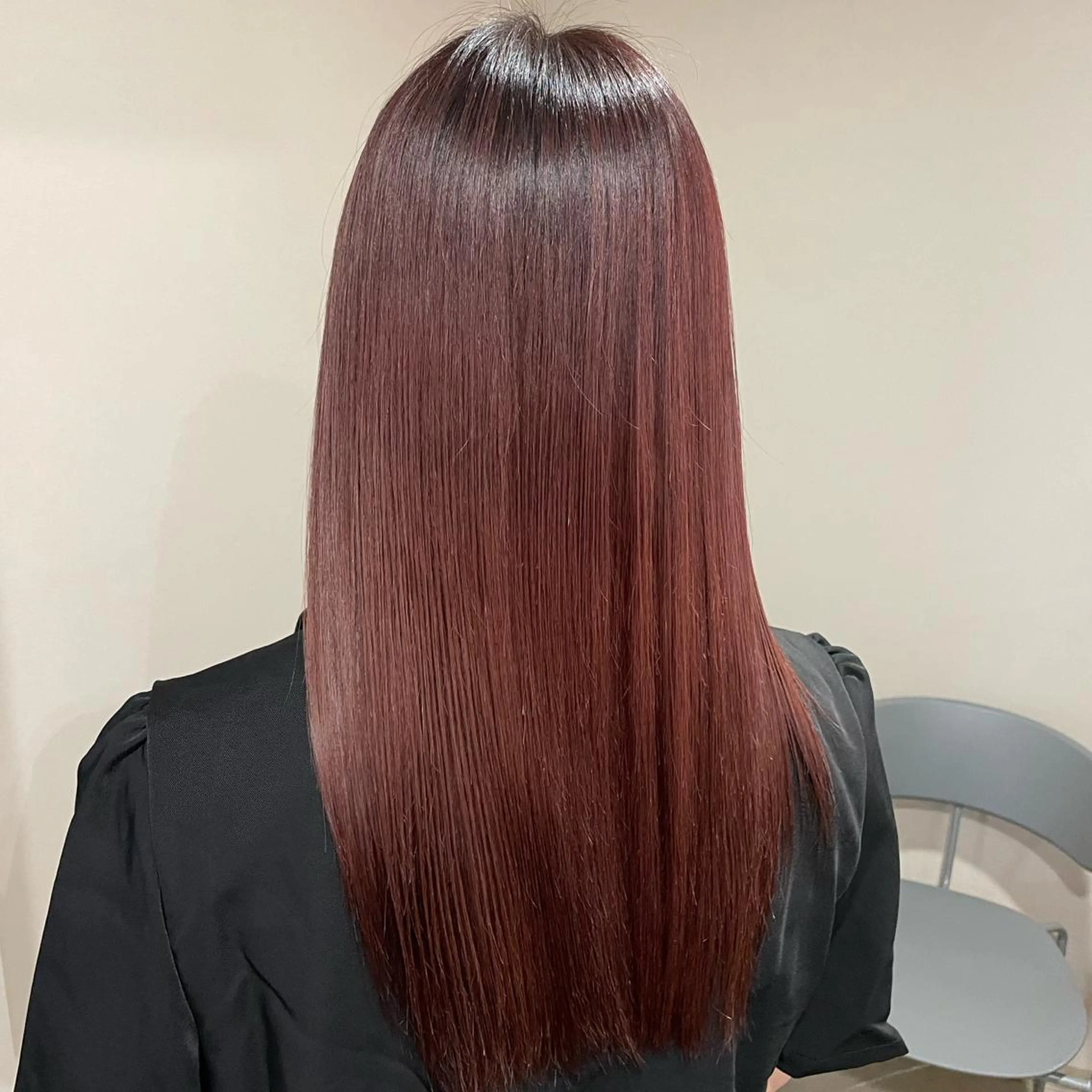 ロング ヘアカラー トリートメント nene .のヘアスタイル