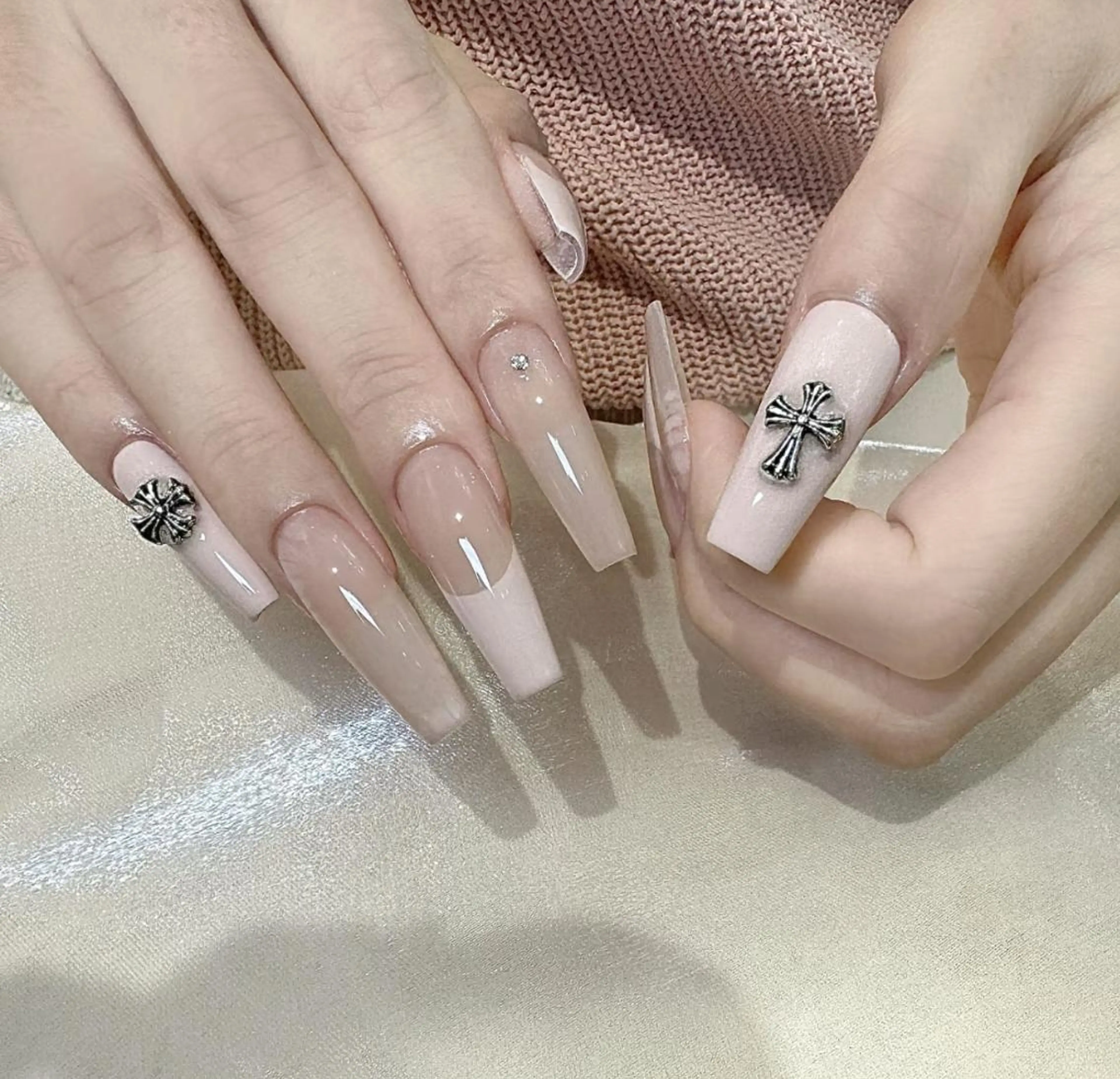 ネイル ハンドネイル ハンドケア 🍑 momo_nailのネイルデザイン