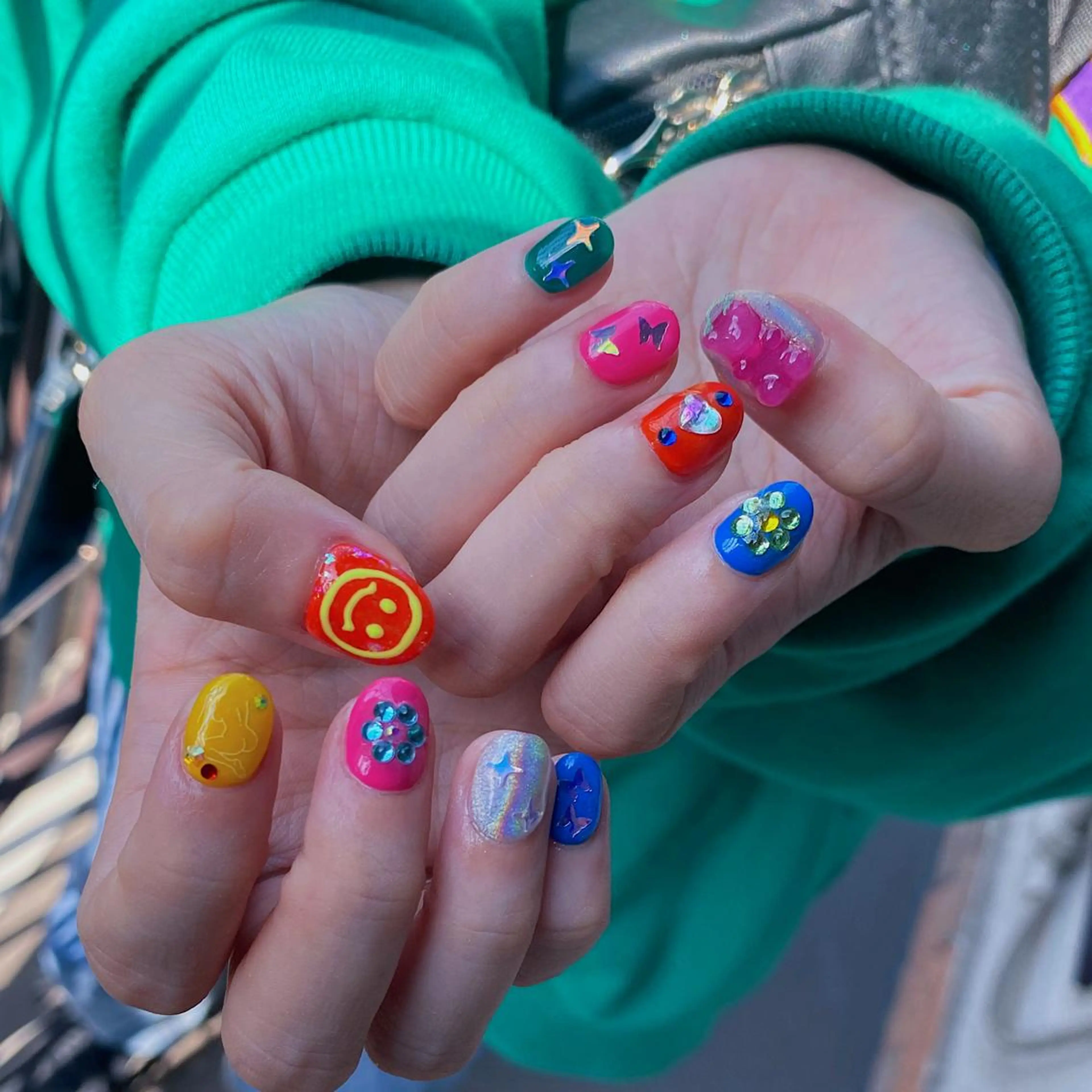 ネイル アートネイル 氷ネイル・うるうるネイル 韓国ネイル マグネットネイル ニュアンスネイル To Me Nail所属・🩵 mei🩵のネイルデザイン