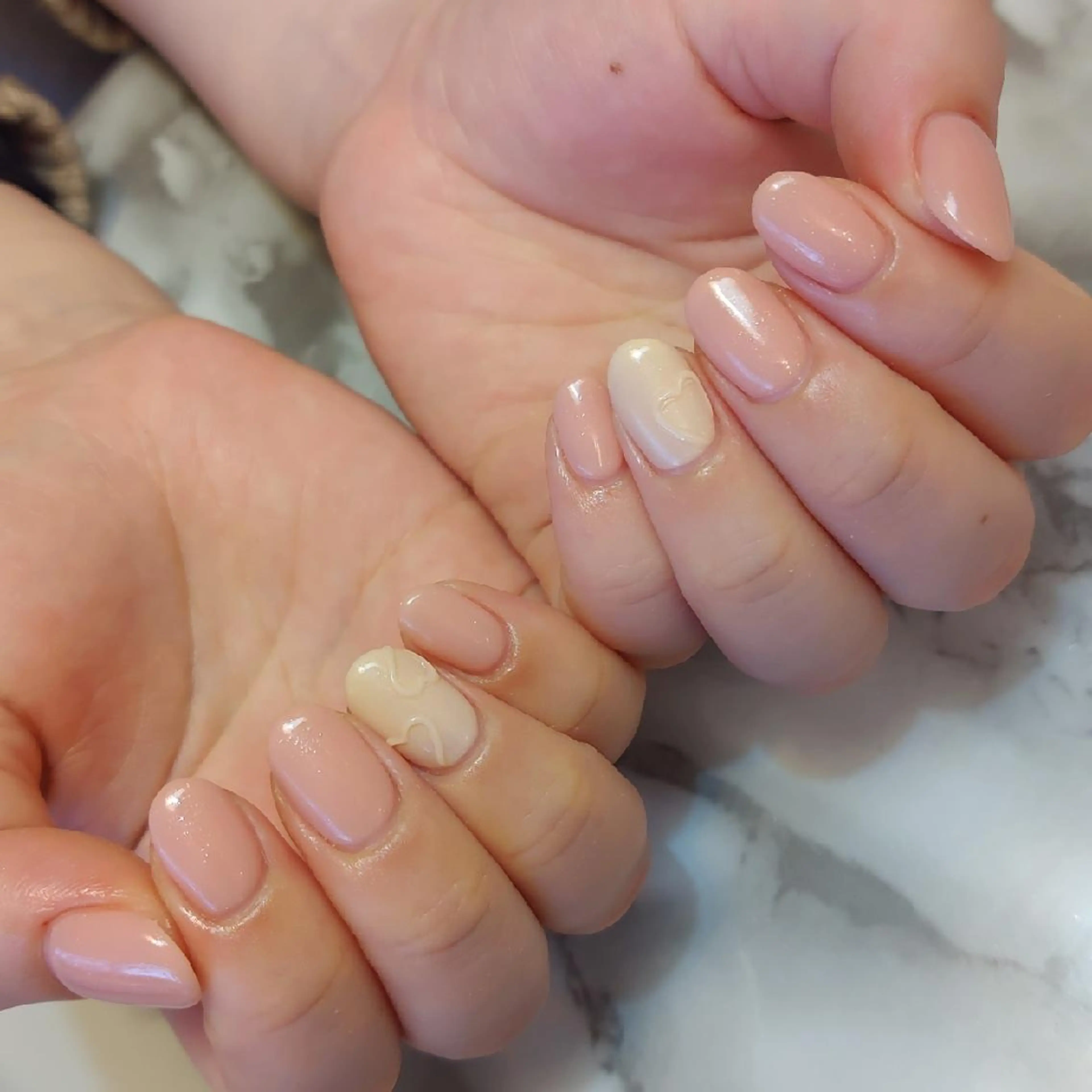 ネイル ハート ジェヌインネイル 河内のネイルデザイン