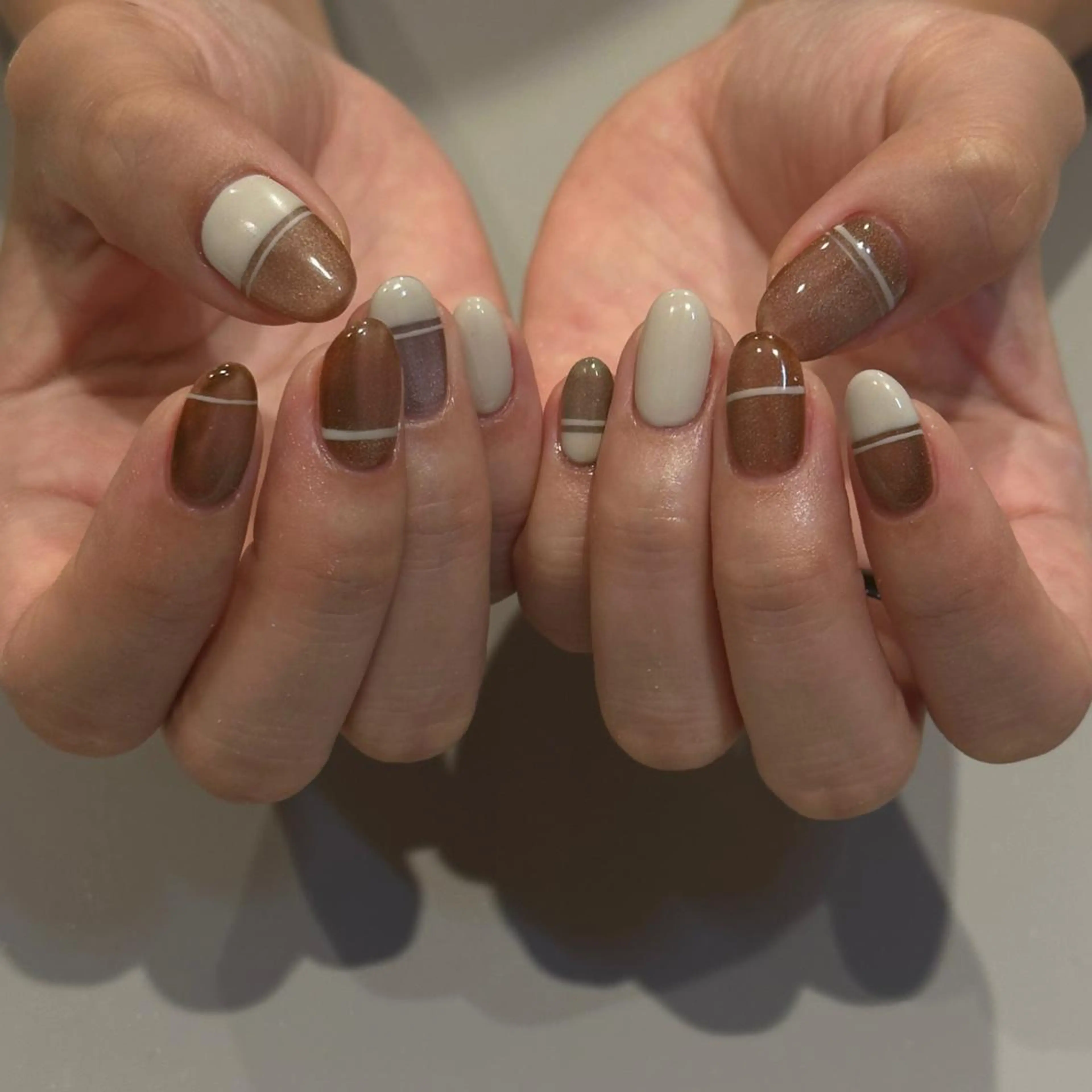 ショート カラー パーマ ヘアアレンジ メンズ キッズ ネイル マツエク・マツパ アイブロウ フレンチネイル マグネットネイル ストレートパーマ ハンドネイル ar. harajukuのネイルデザイン