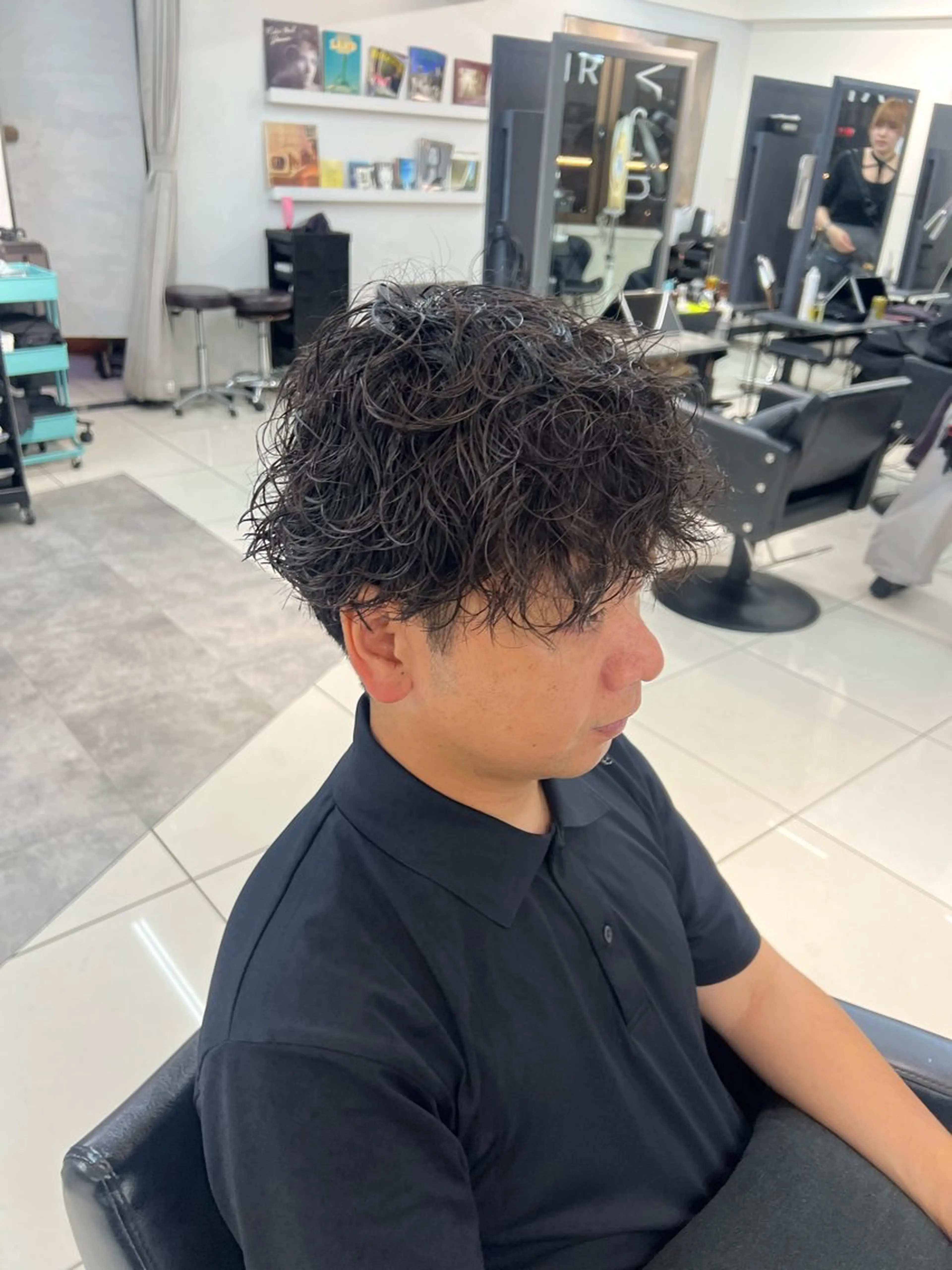 パーマ メンズ カット パーマ ハイトーンカラー/ さらさのヘアスタイル