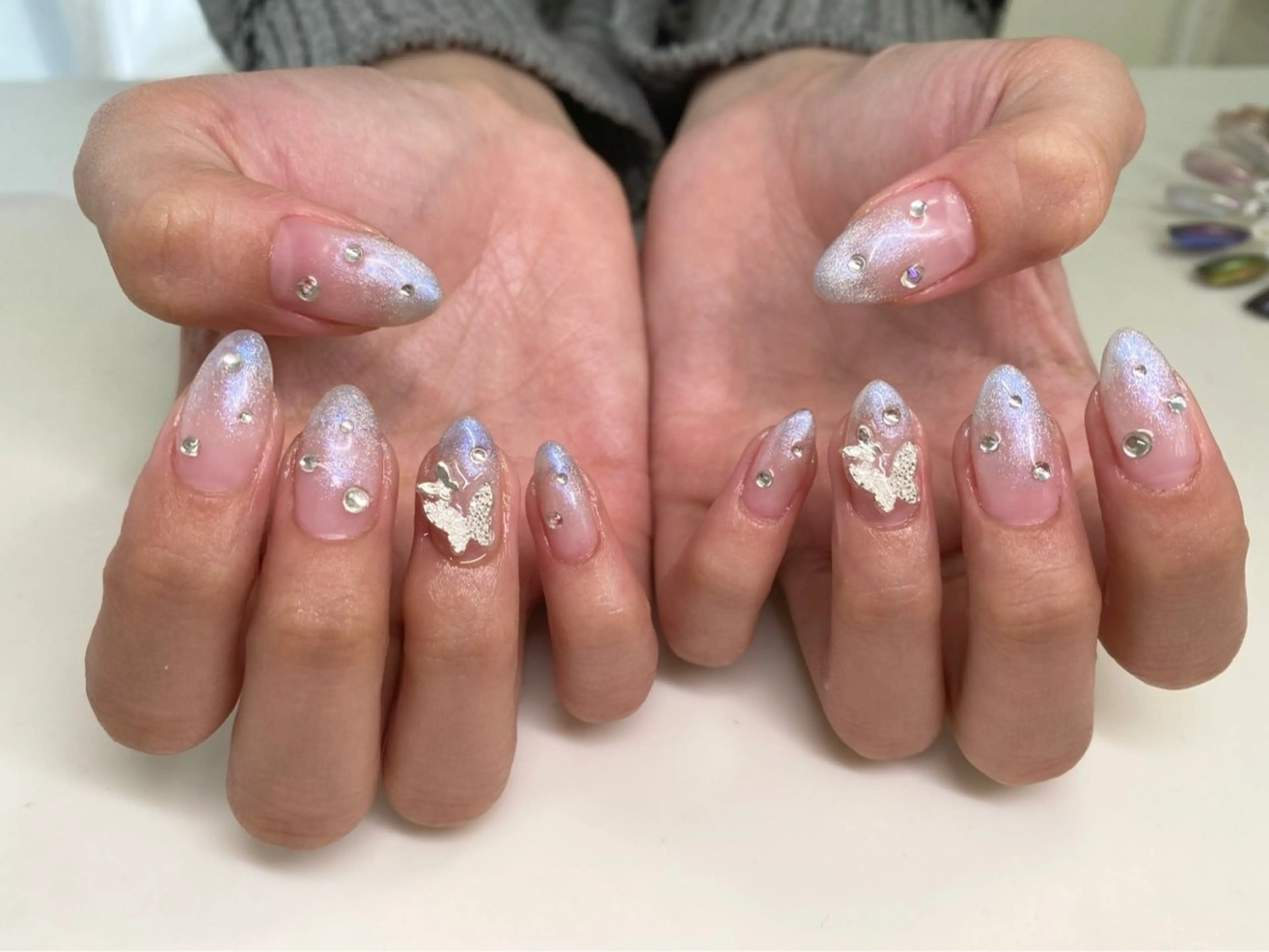 ネイル 吉村 美咲のネイルデザイン