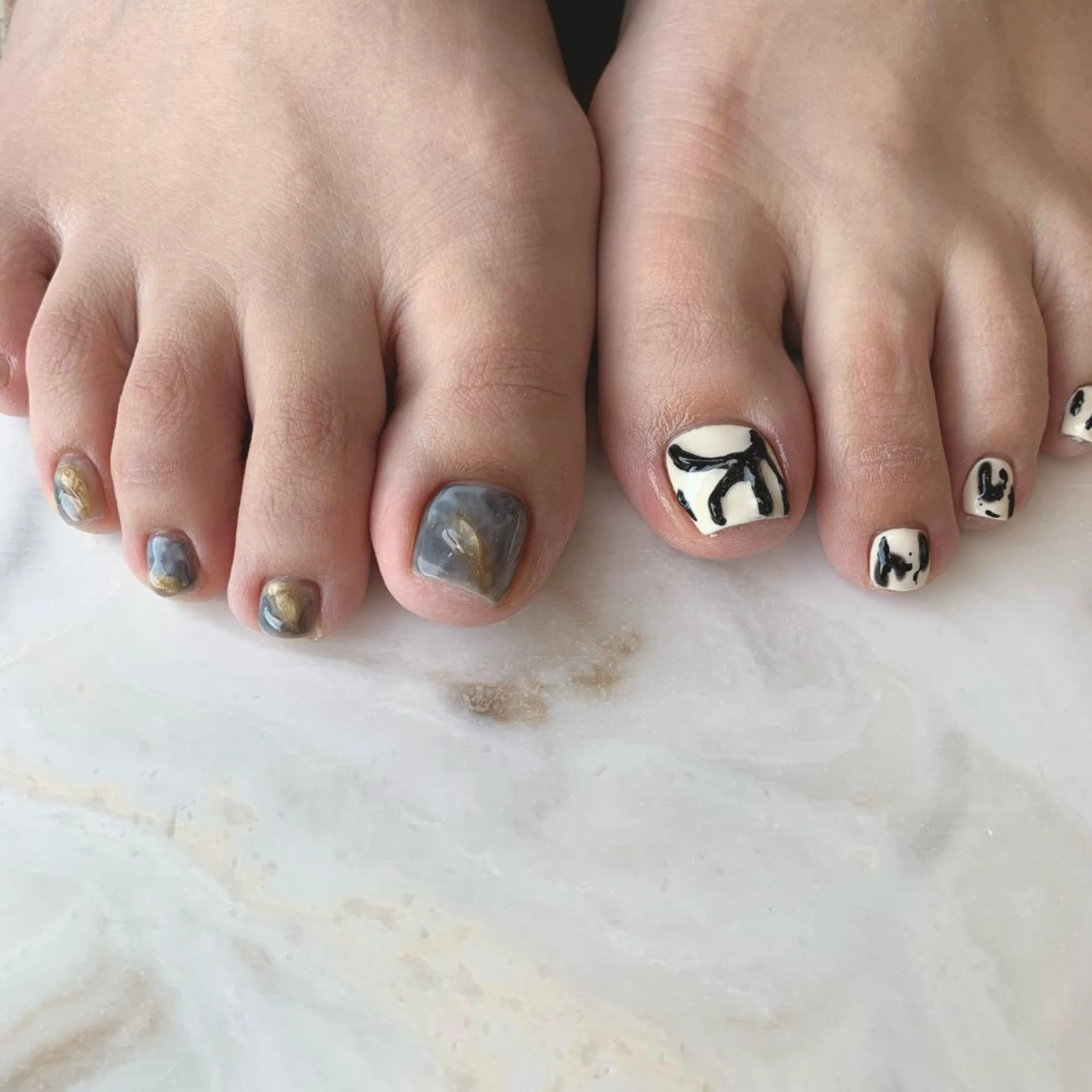 ネイル フットネイル 片野 菜々のネイルデザイン