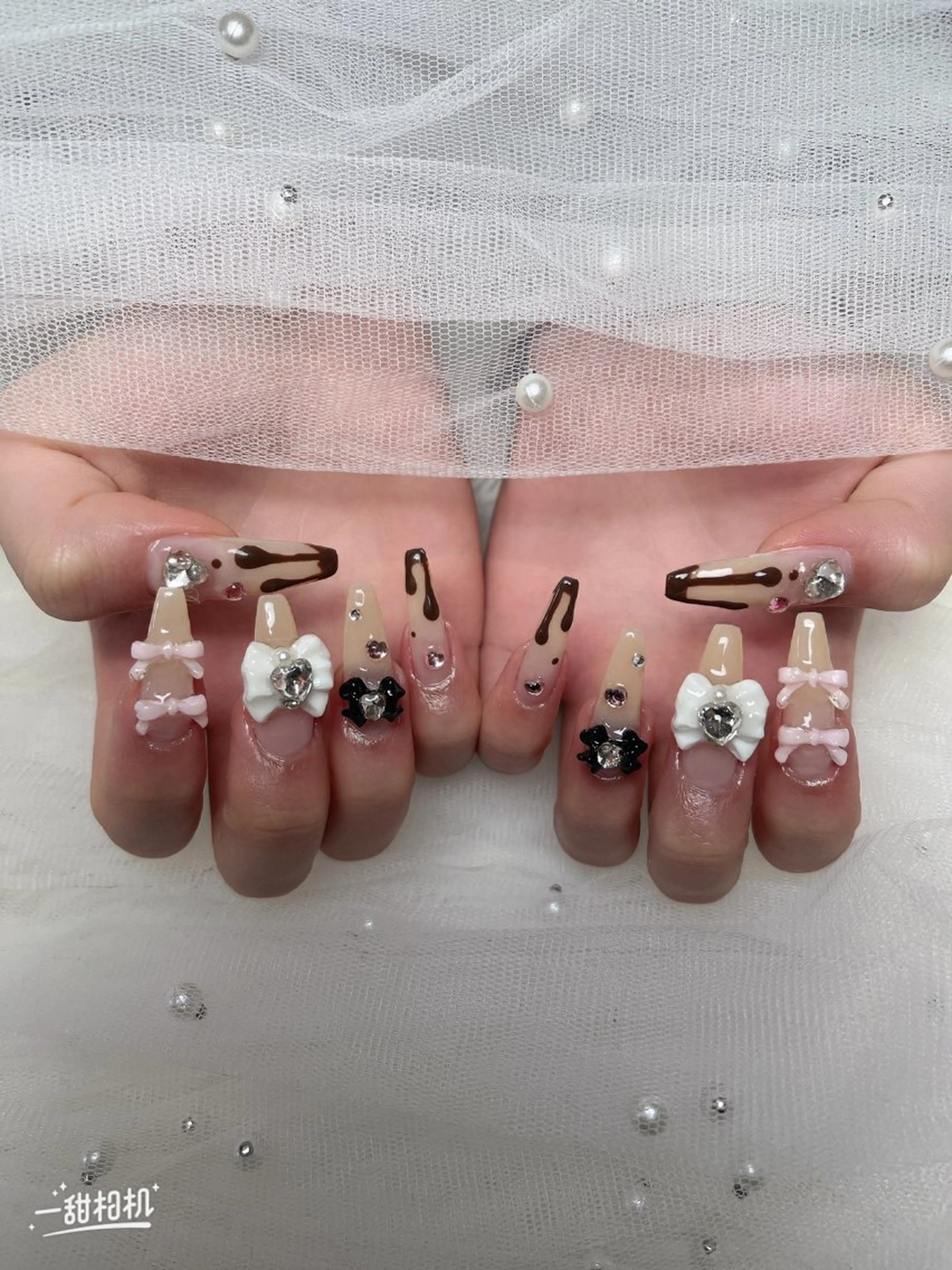 ネイル 長さ出し フレンチネイル グラデーション 卒業式 マグネットネイル ハンドネイル MIHANA ZENのネイルデザイン