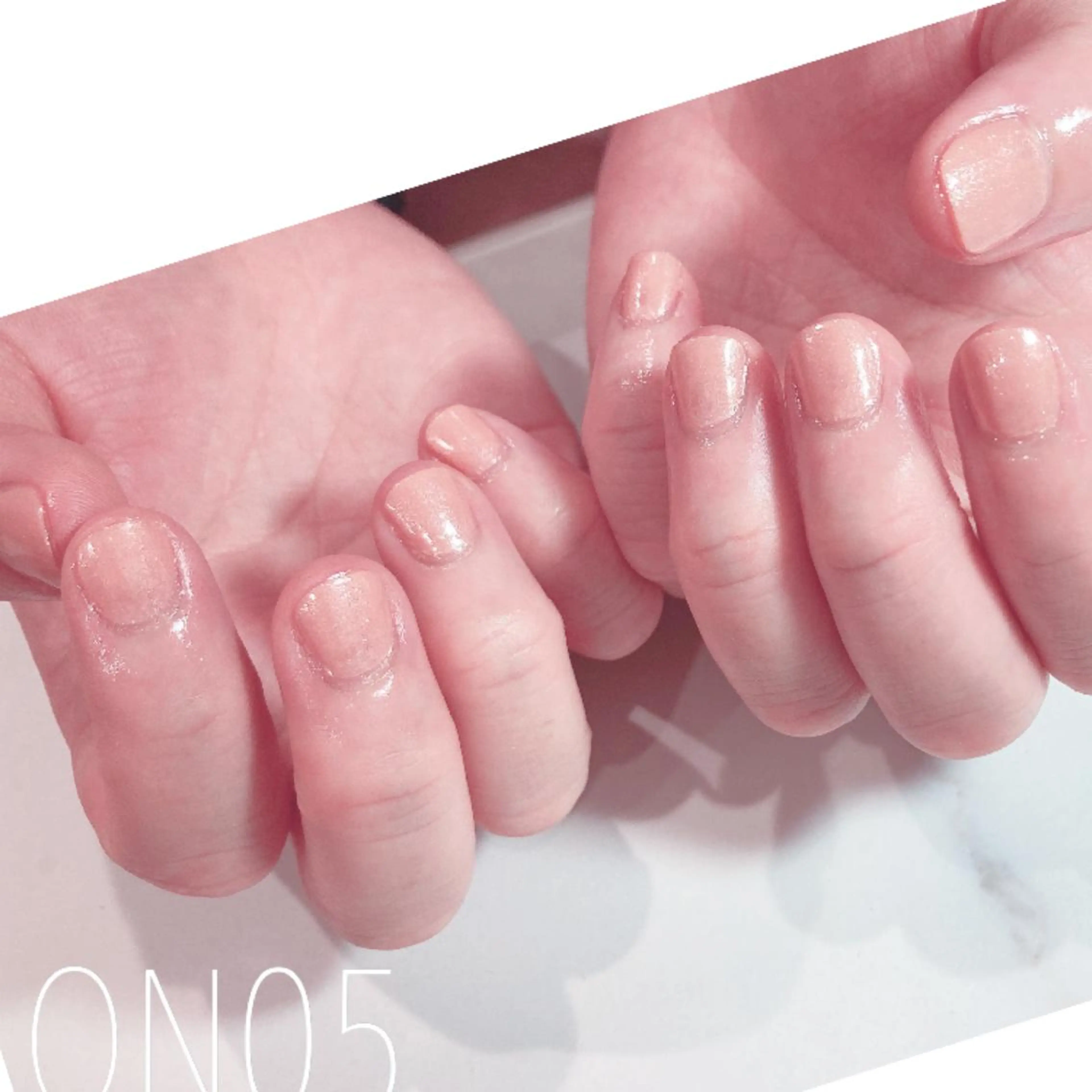 ネイル 園 寛子 （ネイリスト）のネイルデザイン