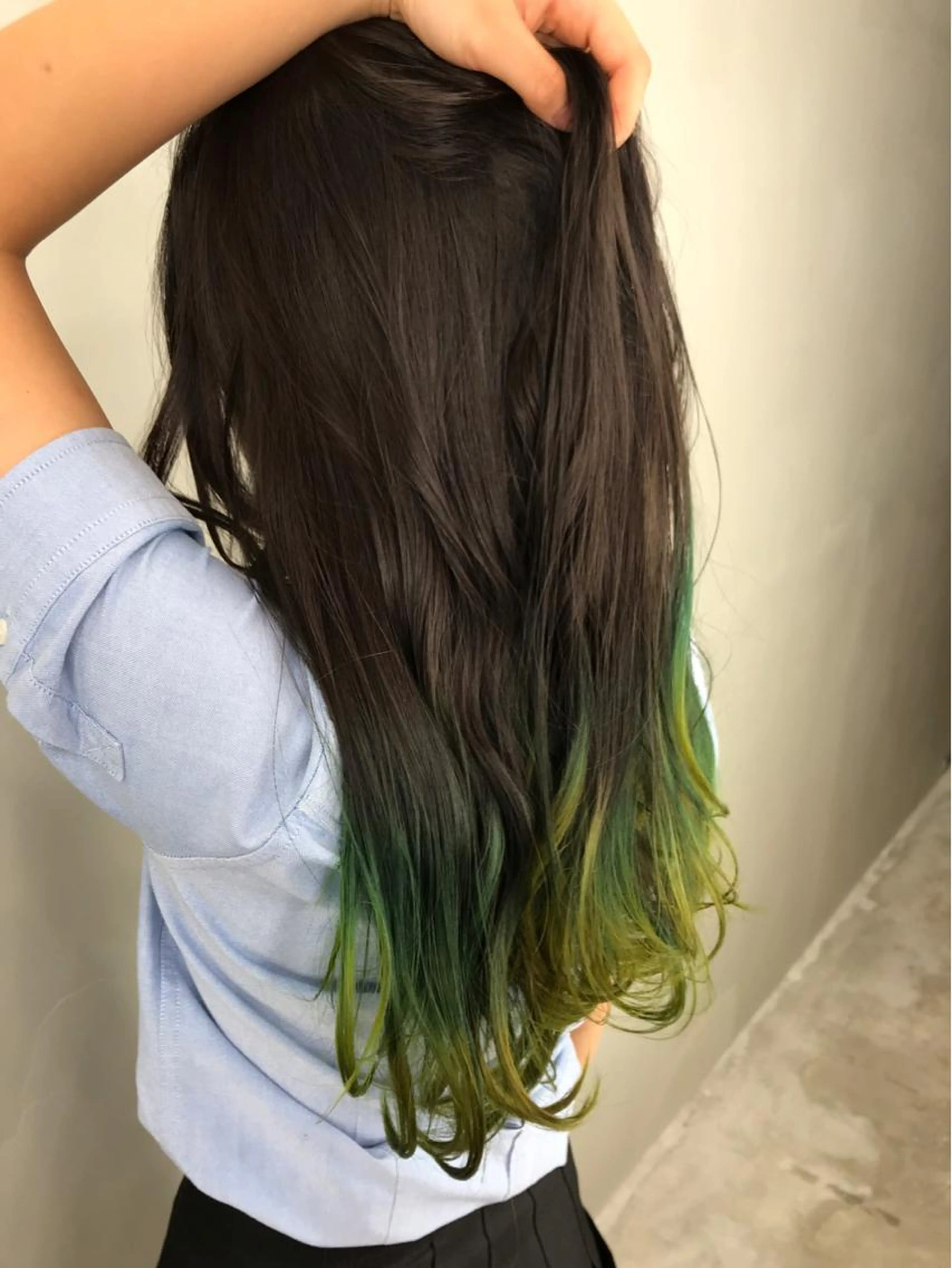 デザインカット➕グラデーション(ケアブリーチ)➕アミノ酸TRの写真