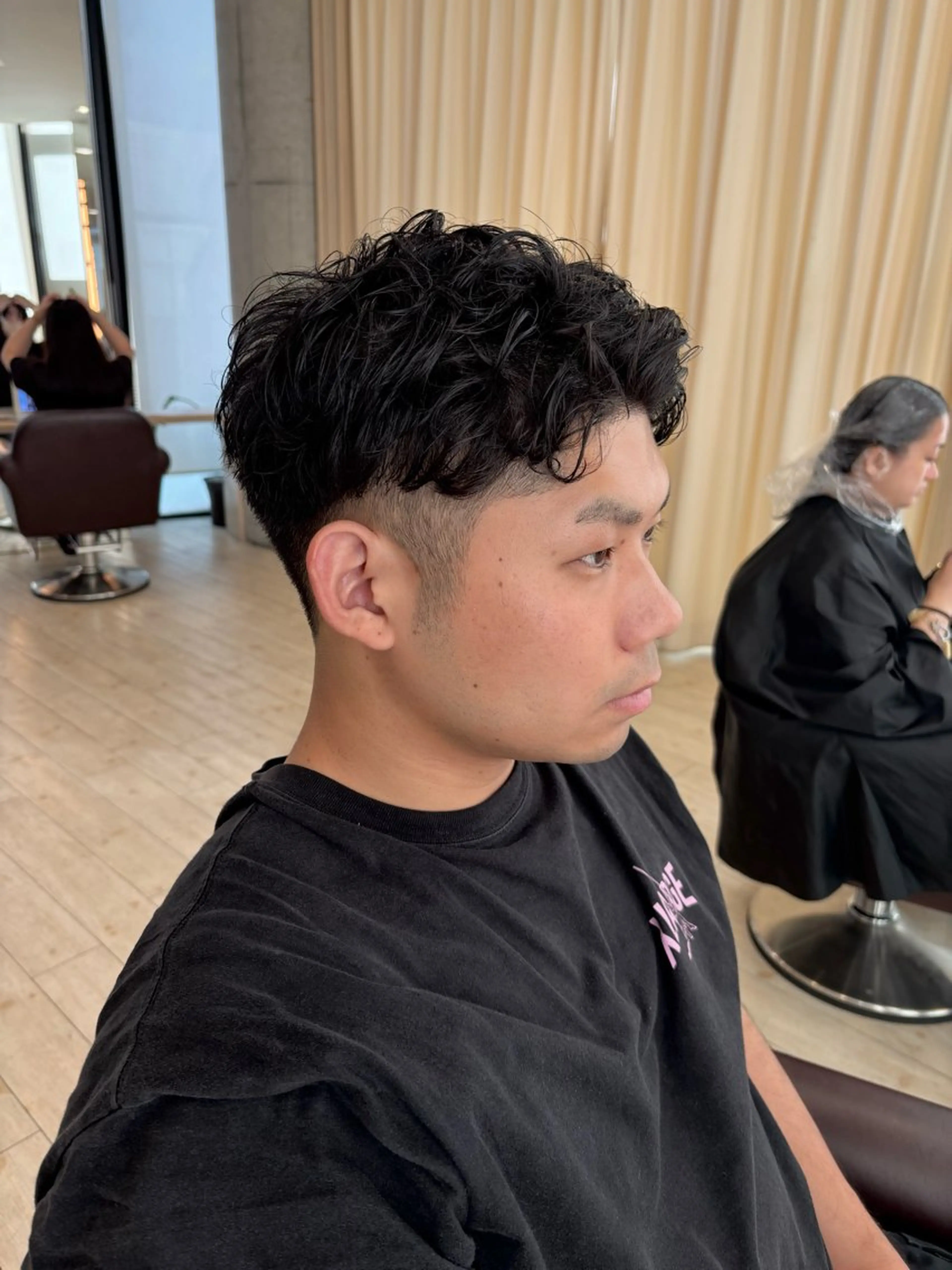 パーマ メンズ メンズパーマ メンズショート スパイキーショート 刈り上げ カット パーマ サソウ ユリエ🥥のヘアスタイル