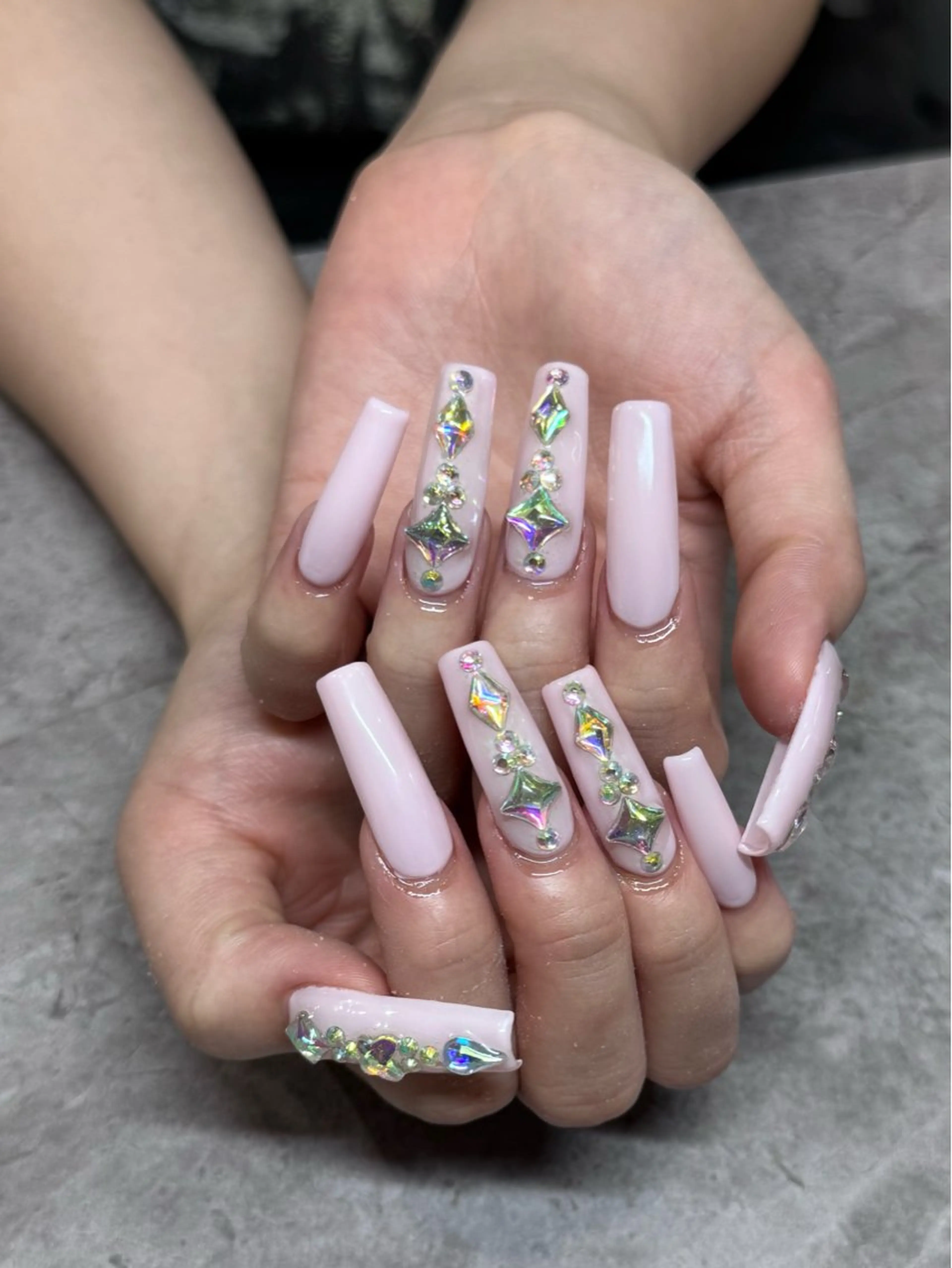 ネイル ハンドネイル IROHA NAIL Mihoのネイルデザイン