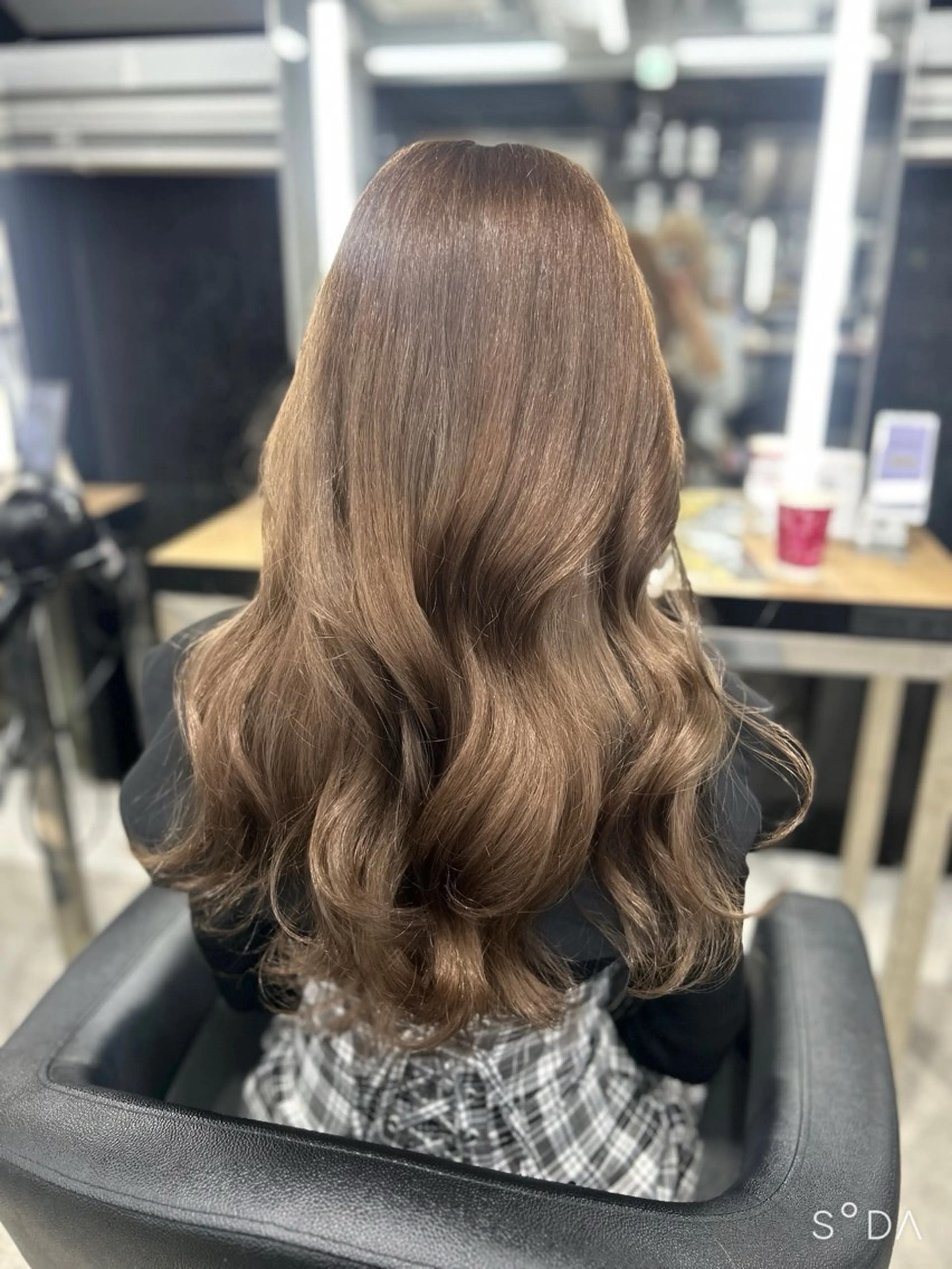 ロング カラー ヘアカラー トリートメント ヘッドスパ ヘアセット YUKA🤍ベージュ /ミルクティーのヘアスタイル