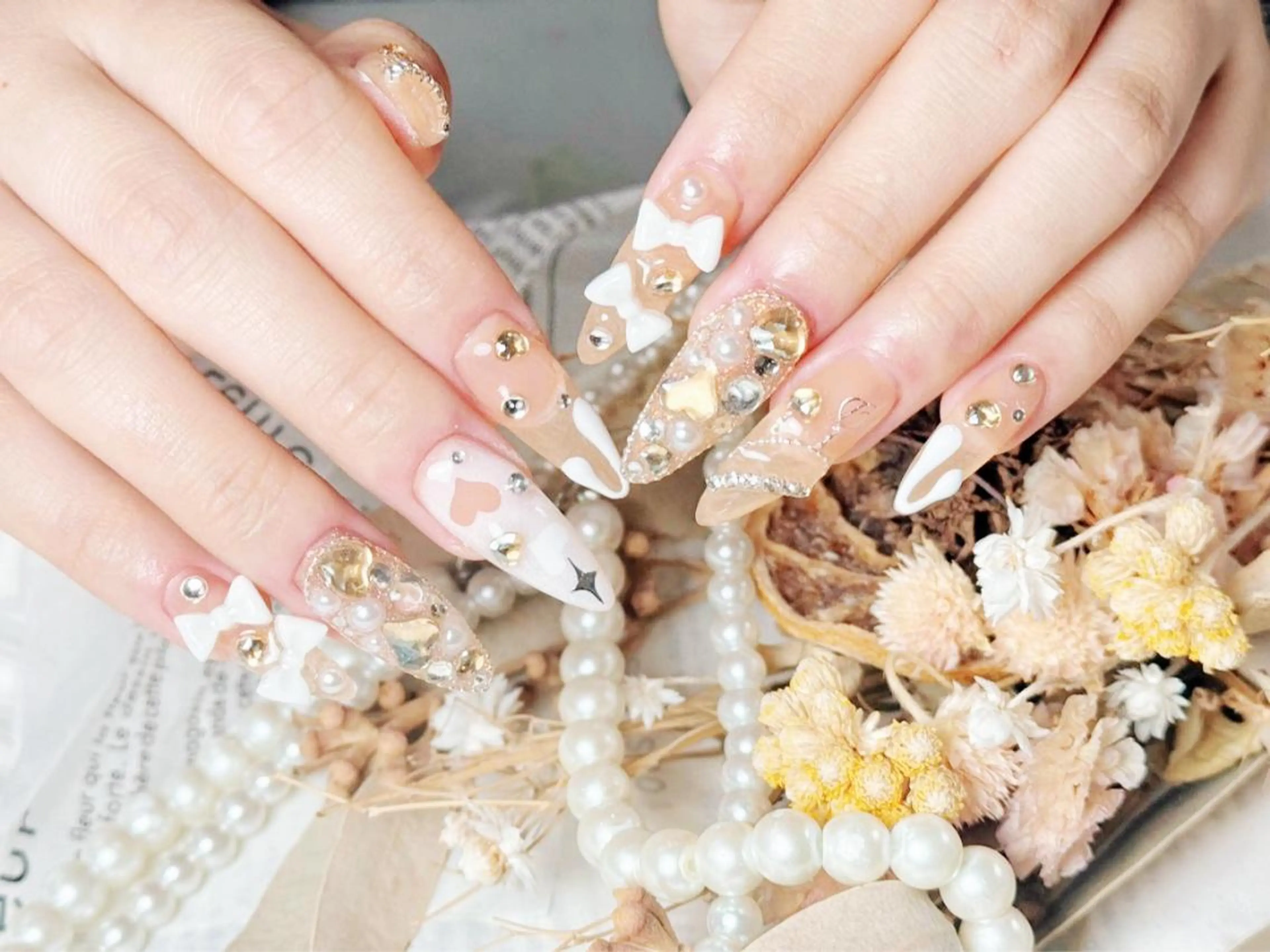 メンズ ネイル アートネイル フレンチネイル ジェルネイル キラキラネイル パラジェル Bloom kabukiのネイルデザイン