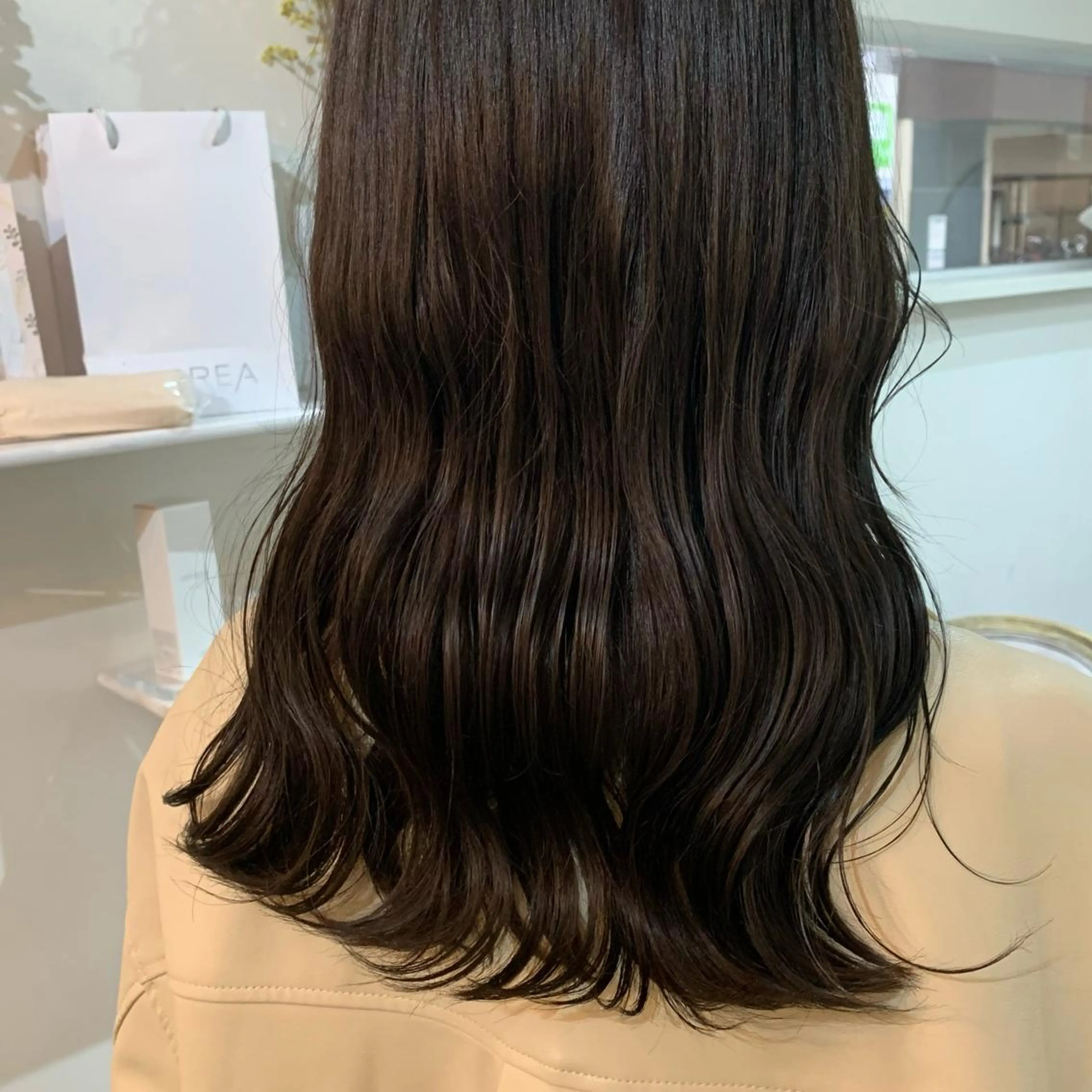 ロング ヘアカラー トリートメント 田中 優衣のヘアスタイル