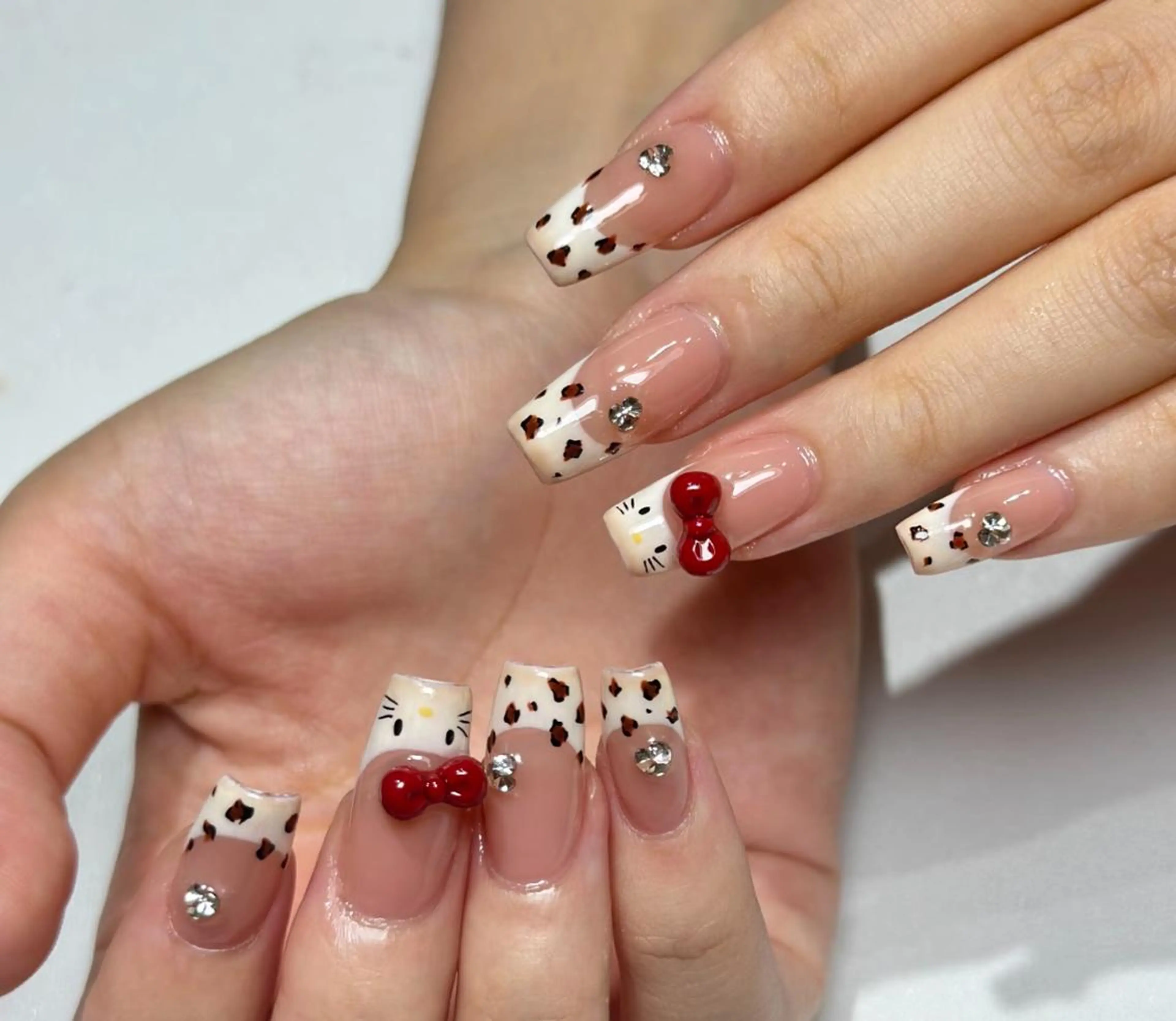 ネイル ハンドネイル ハンドケア 🍑 momo_nailのネイルデザイン