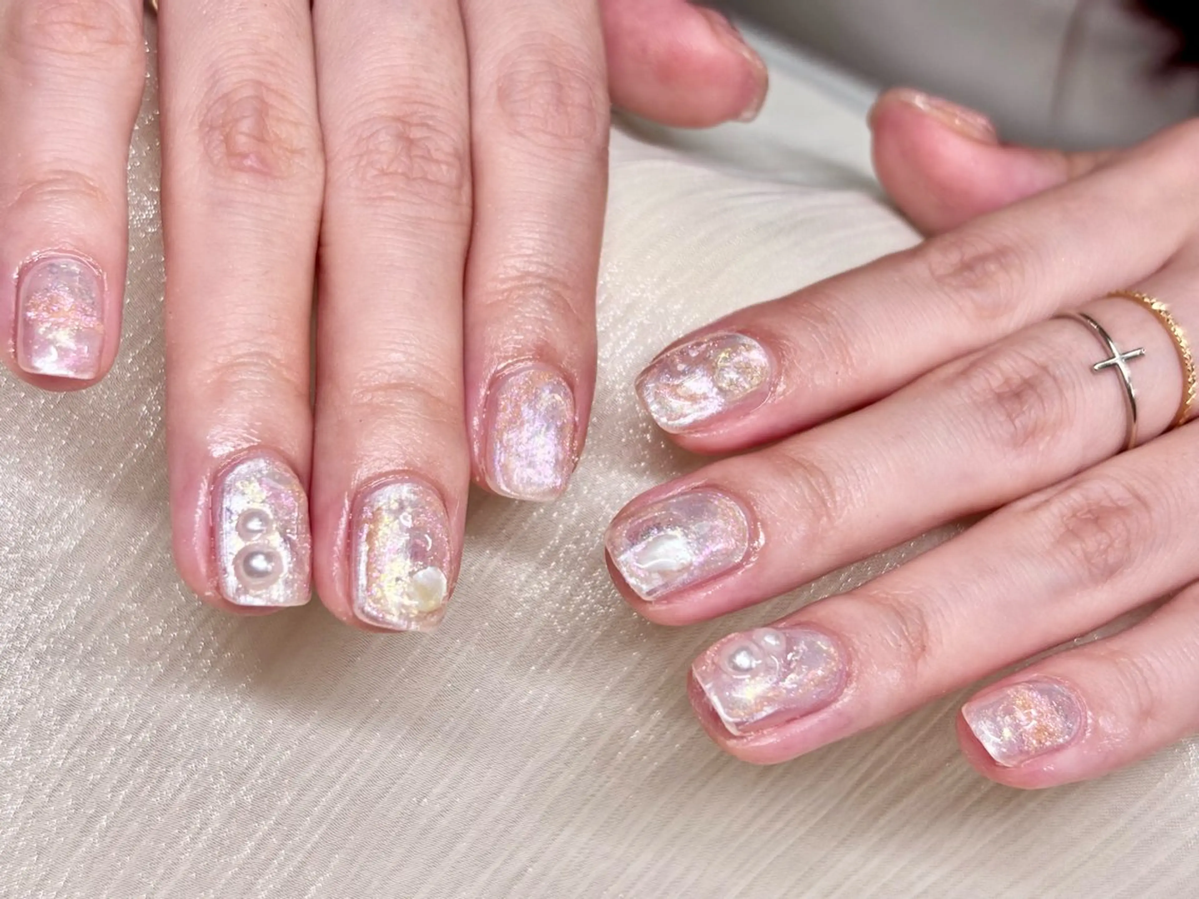 ネイル キラキラネイル ニュアンスネイル ハンドネイル ハンドケア ETE LUNA NAILのネイルデザイン