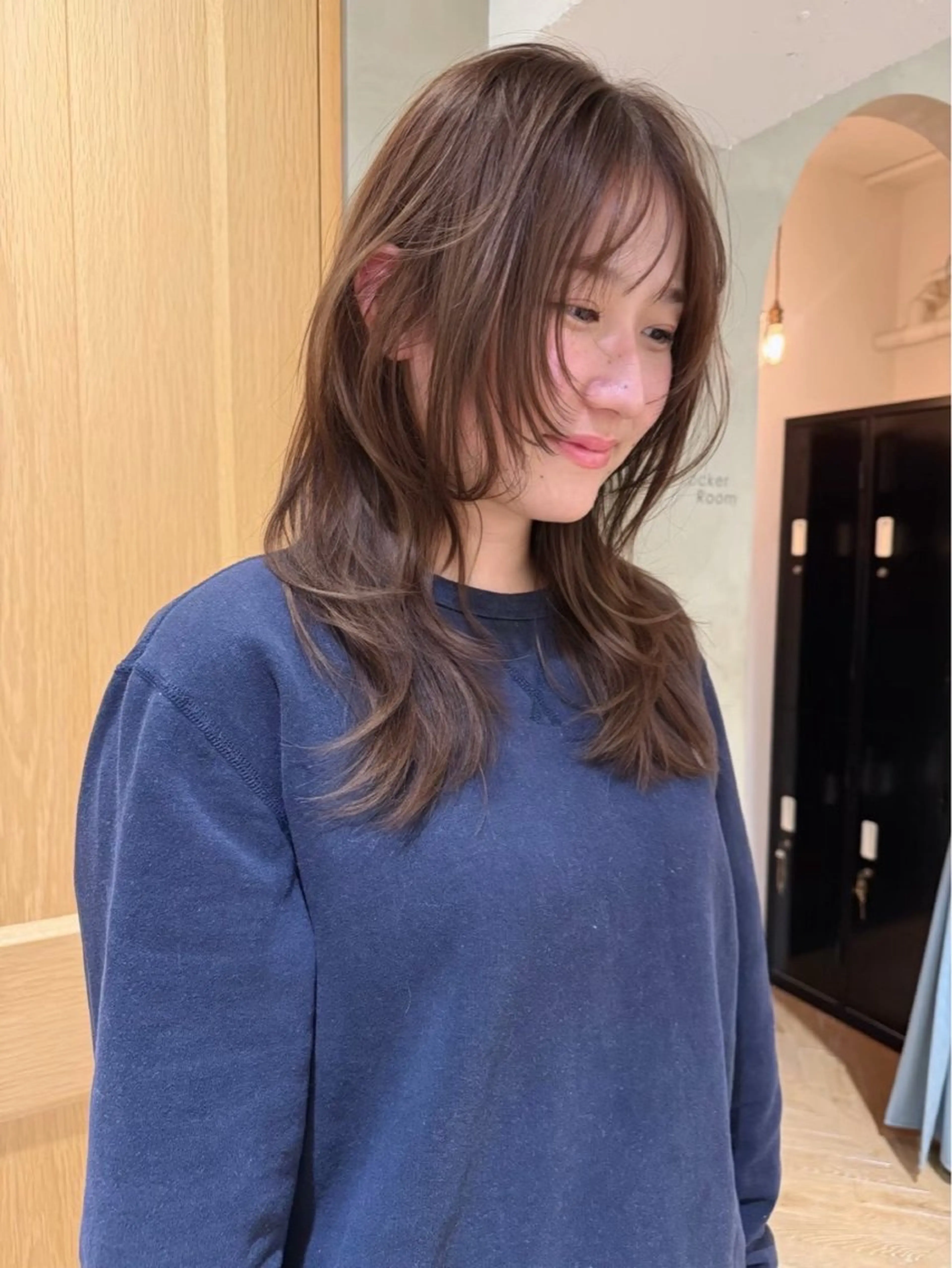 ロング カラー メンズ ベージュカラー 顔周りカット レイヤーカット オリーブカラー/ レイヤー/ ローレンのヘアスタイル