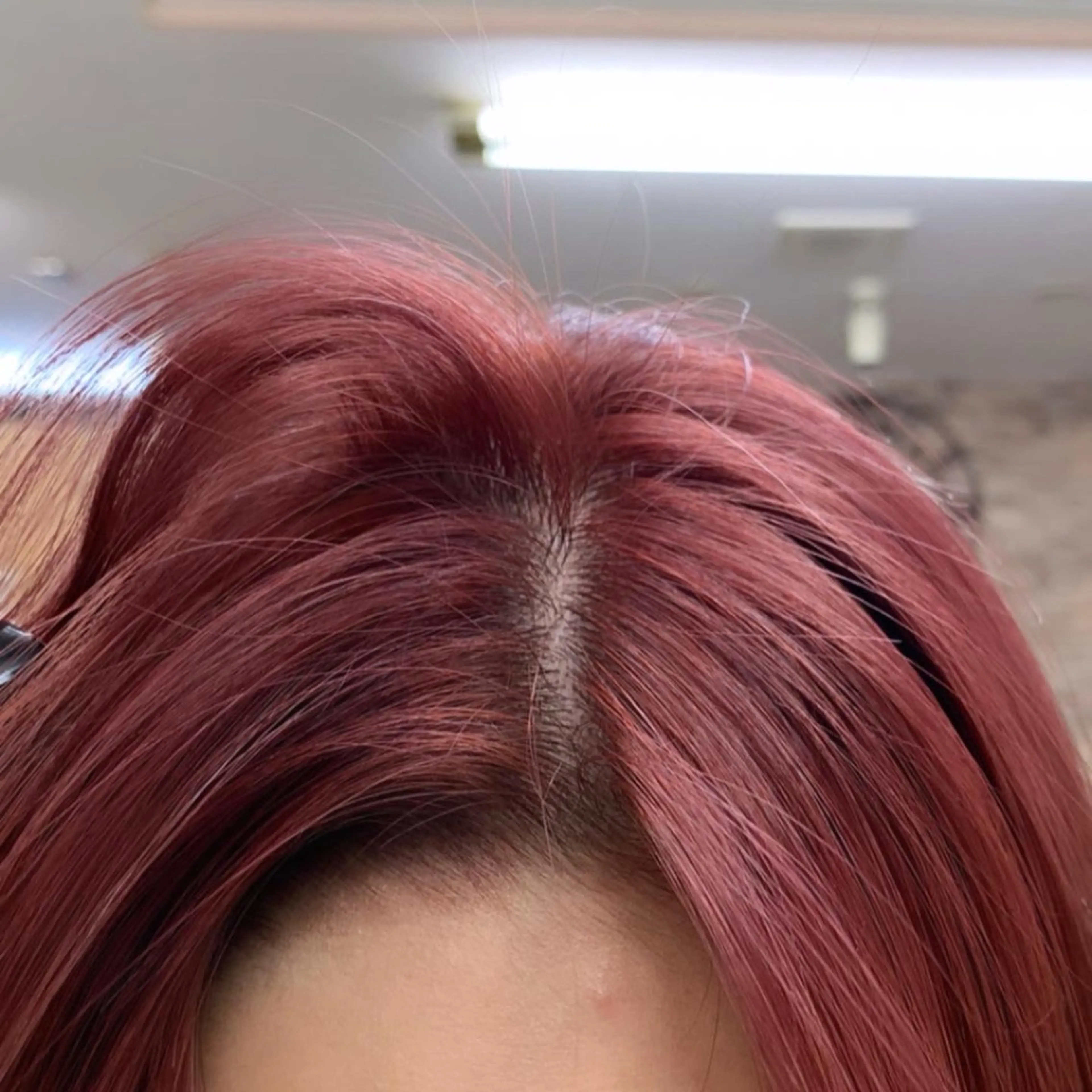 カラー TERUYA shionのヘアスタイル