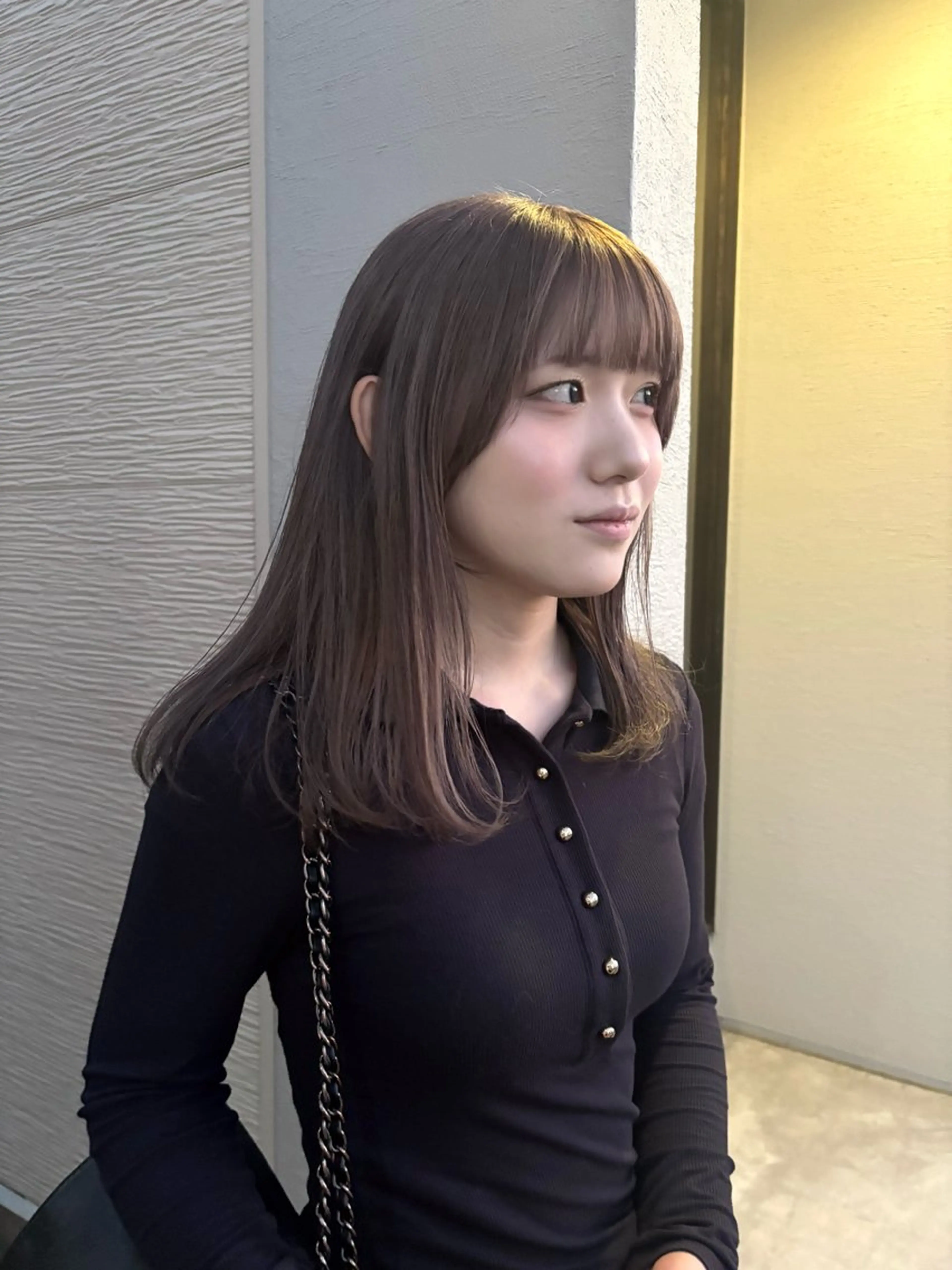 セミロング ヘアカラー 山岸 未玖のヘアスタイル