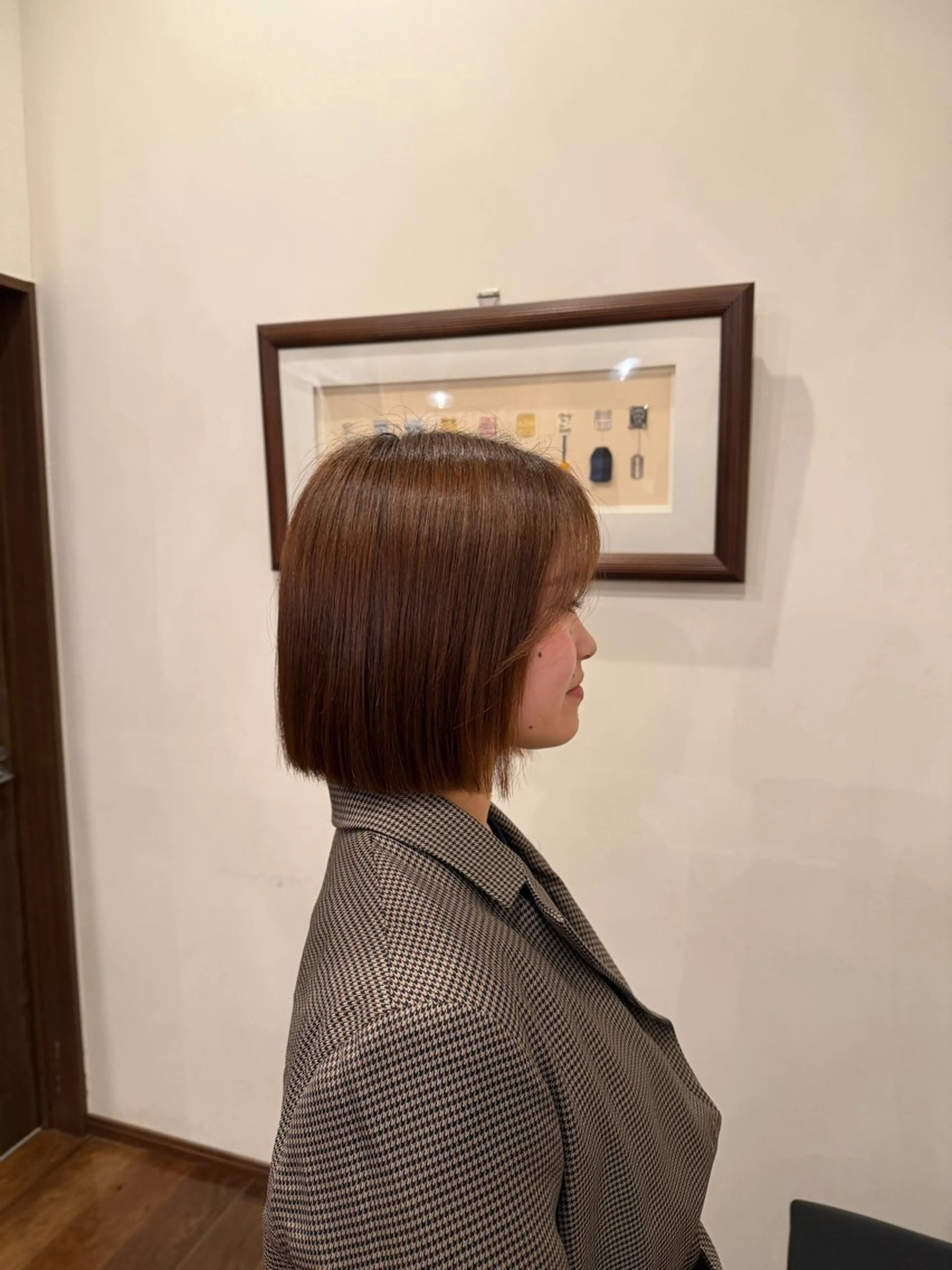 ミディアム 鈴木 琴葉のヘアスタイル