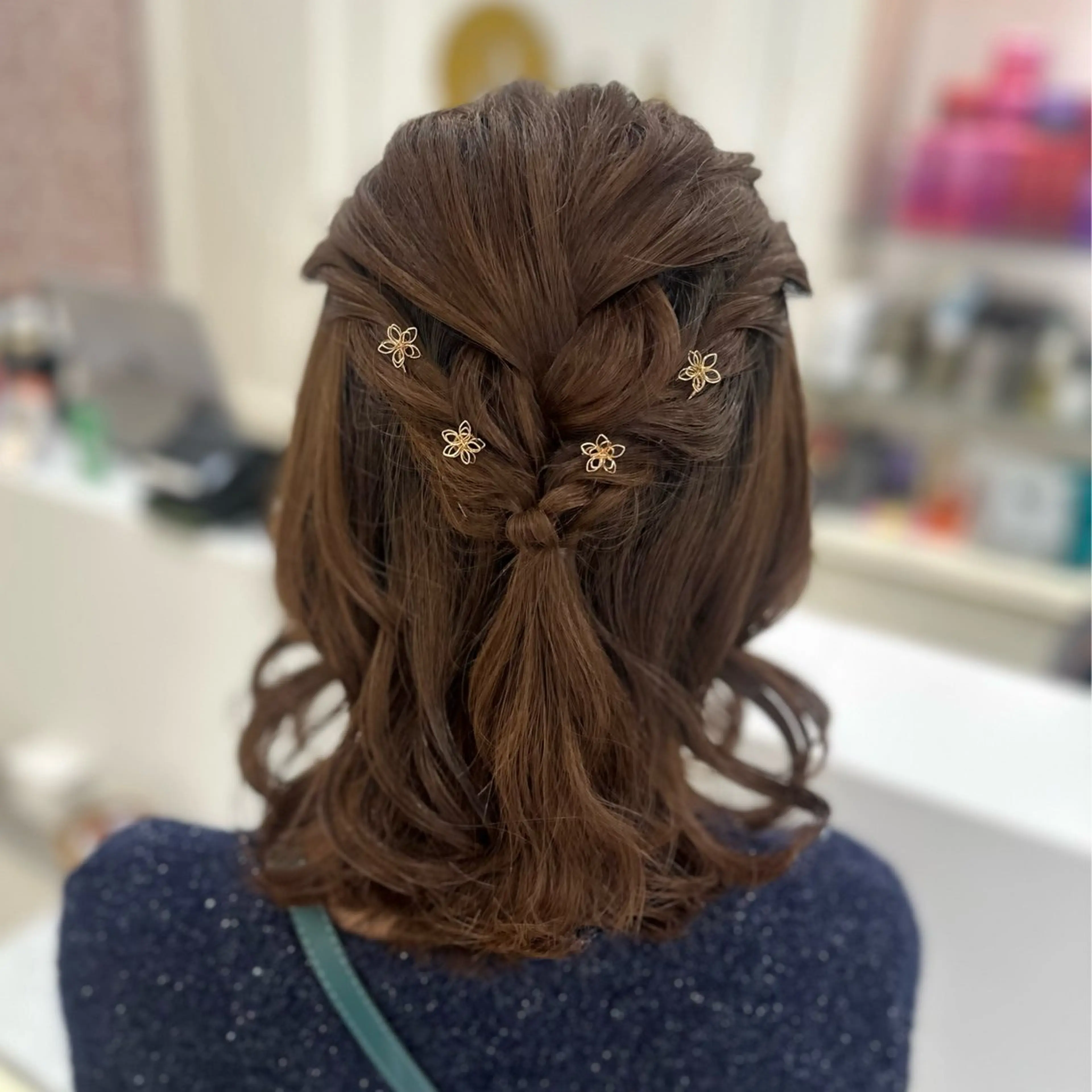 ヘアアレンジ ハーフアップ 結婚式・ブライダル ヘアセット 韓国カラーお任せ❤️ アサコサユリ🎀の眉毛・アイブロウイメージ