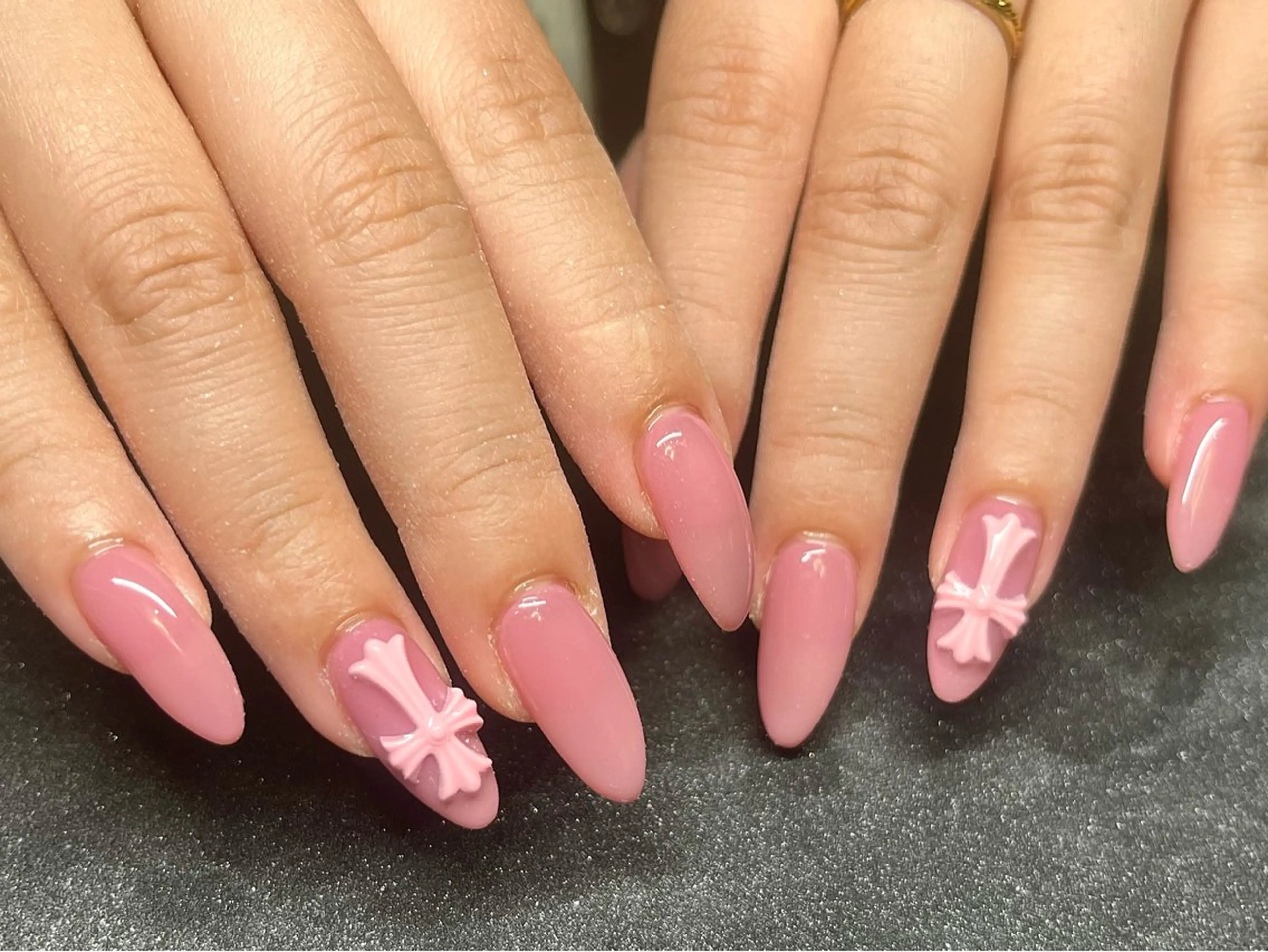 ネイル ハンドネイル Chika .のネイルデザイン