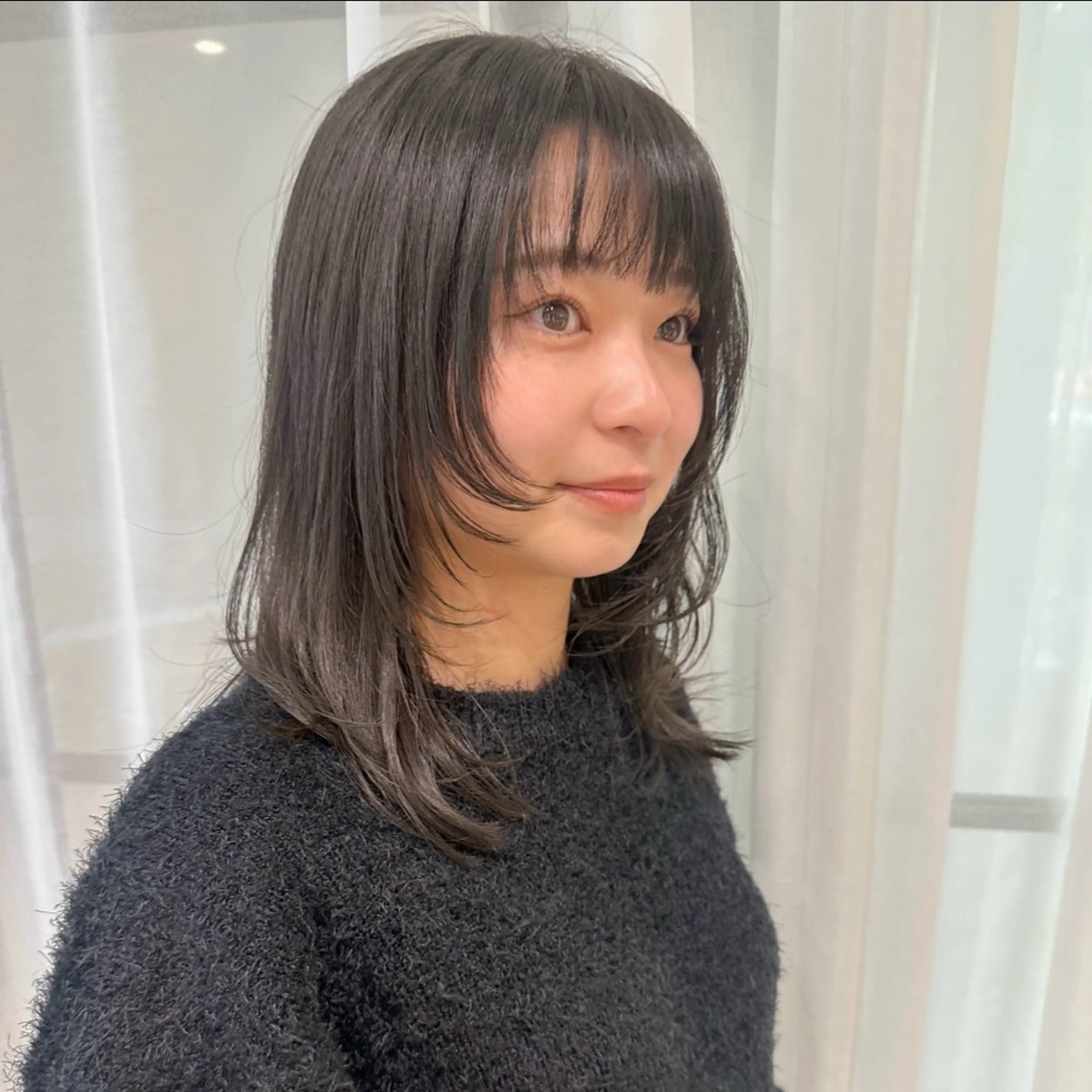 セミロング カット ヘアカラー 平野恵/透明感カラー ブリーチ/ボブのヘアスタイル