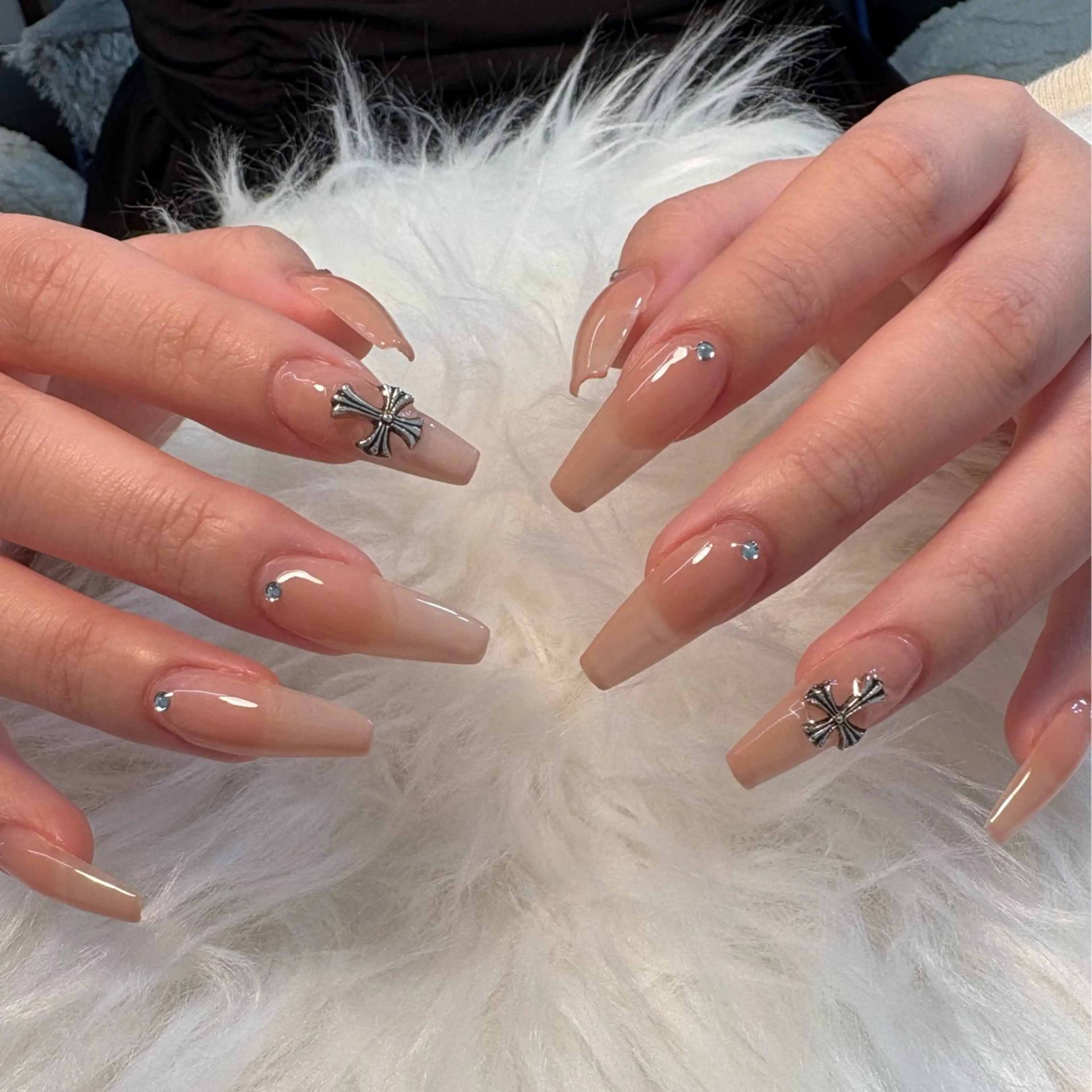 ネイル ハンドネイル LOUISE. ／ネイルのネイルデザイン