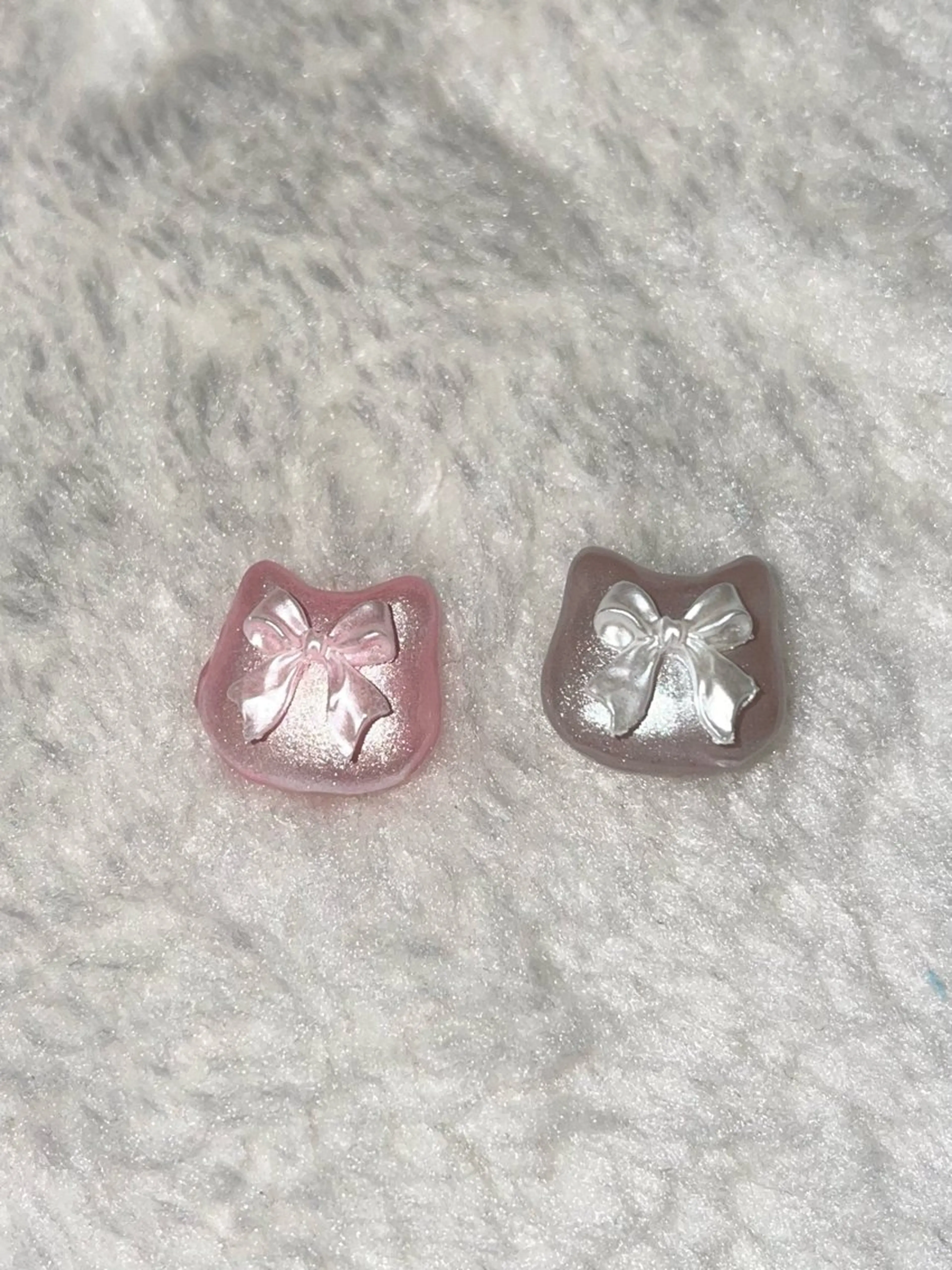 ネイル オーロラネイル ワンカラーネイル リボン R@nail🫧町田 🫧らんのネイルデザイン