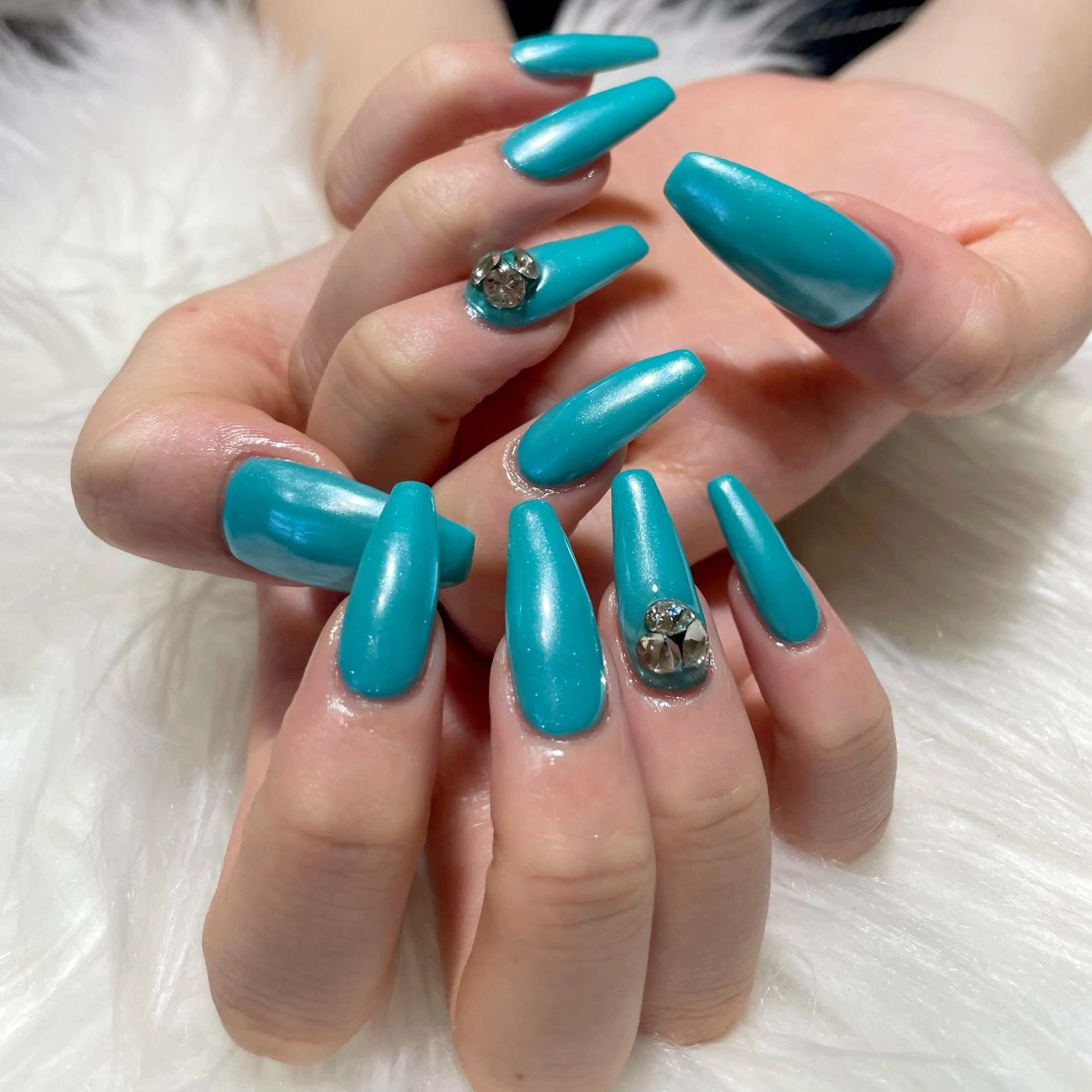 ネイル ストーンネイル neige Kouzukiのネイルデザイン