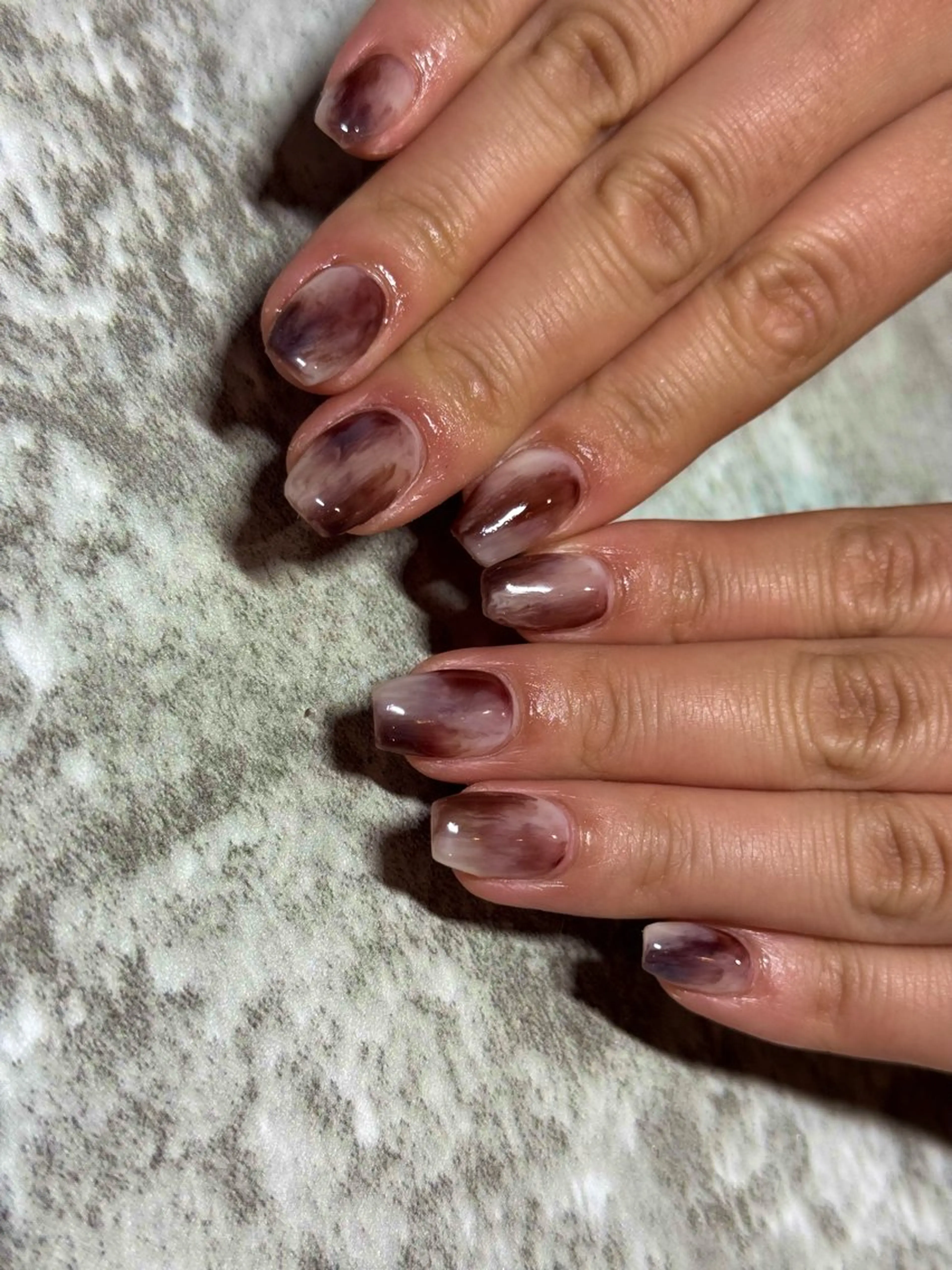 ネイル ニュアンスネイル Mahiru ➰🎀🤍のネイルデザイン