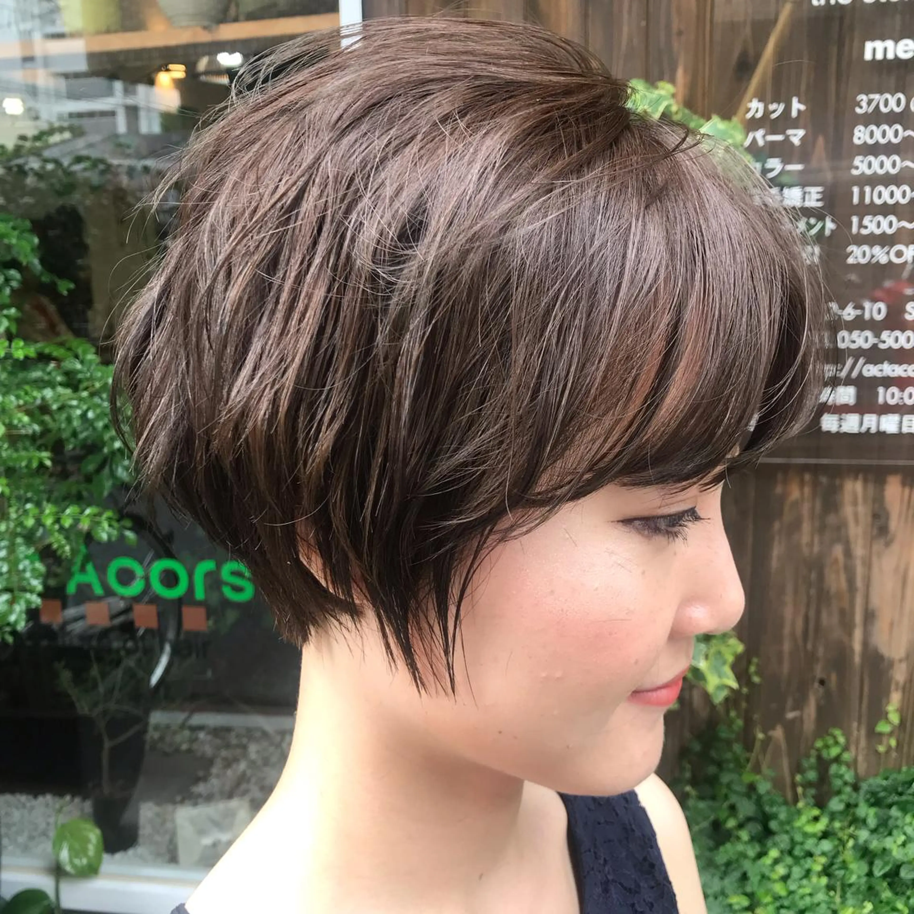 ショート カラー アディクシーカラー アッシュ ブリーチ ブリーチなしカラー オリーブアッシュ 【似合わせカット】 松尾一気のヘアスタイル